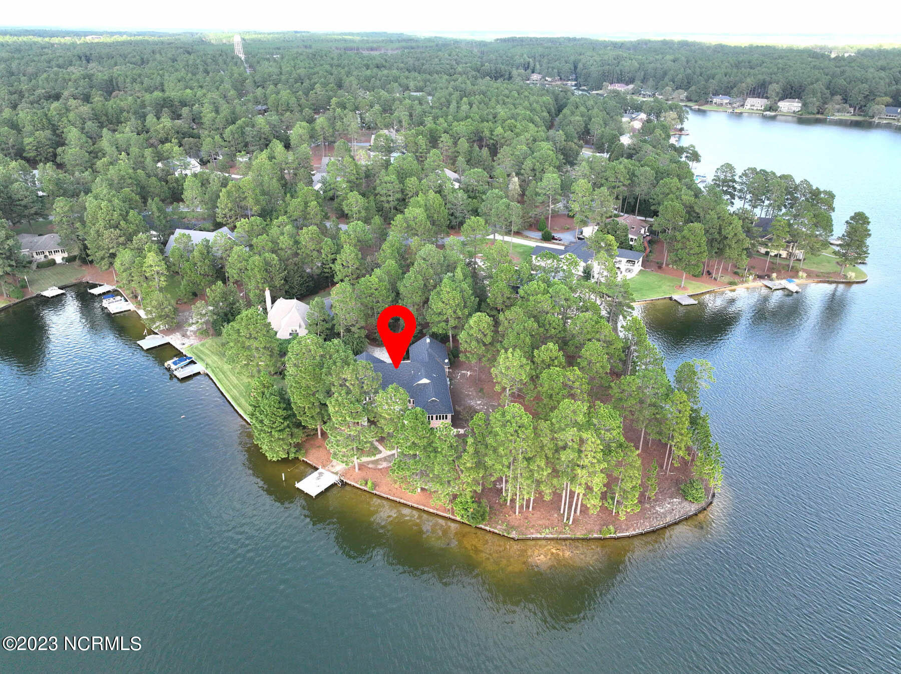 106 Mace Point