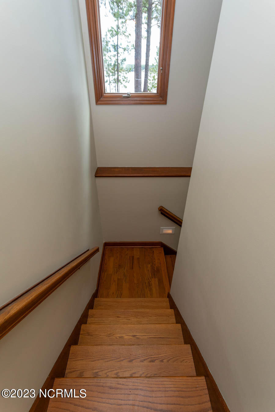 106 Mace Point