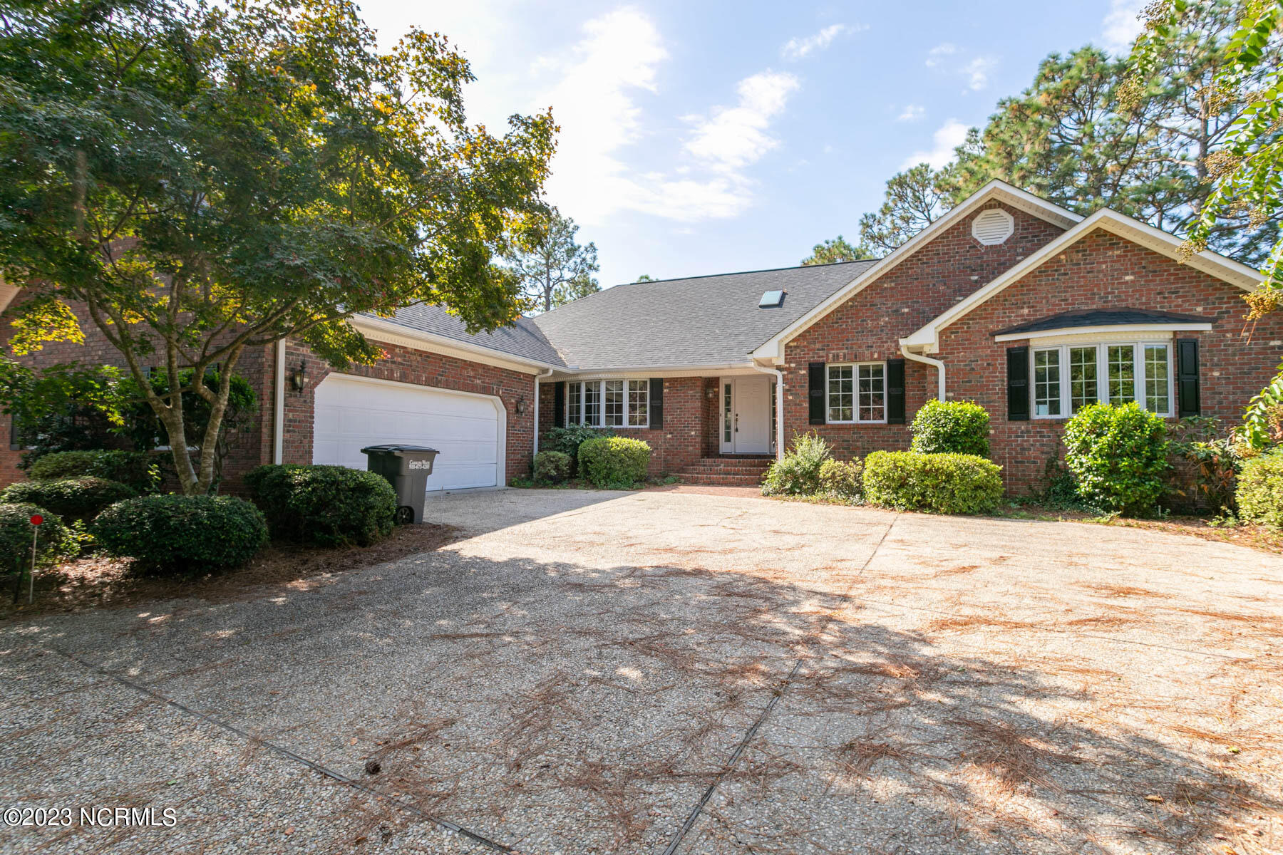 106 Mace Point
