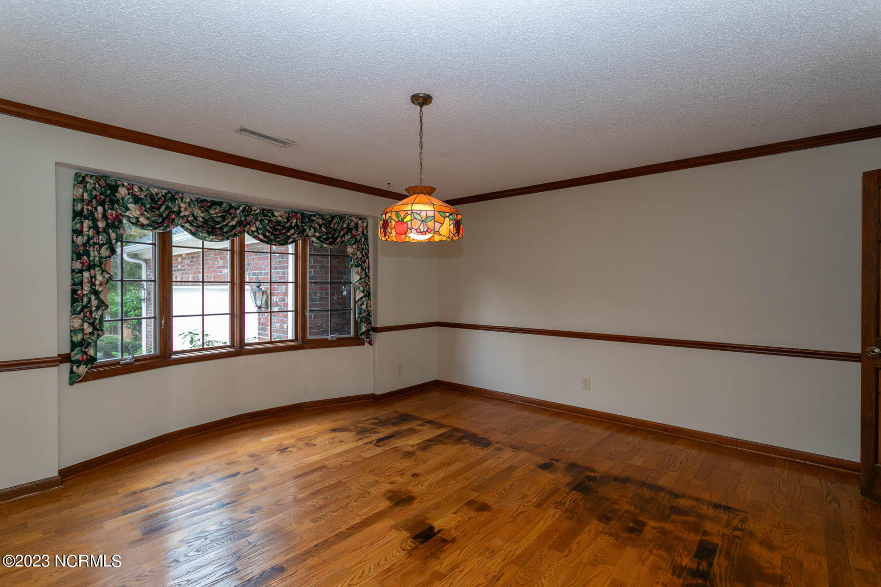 106 Mace Point