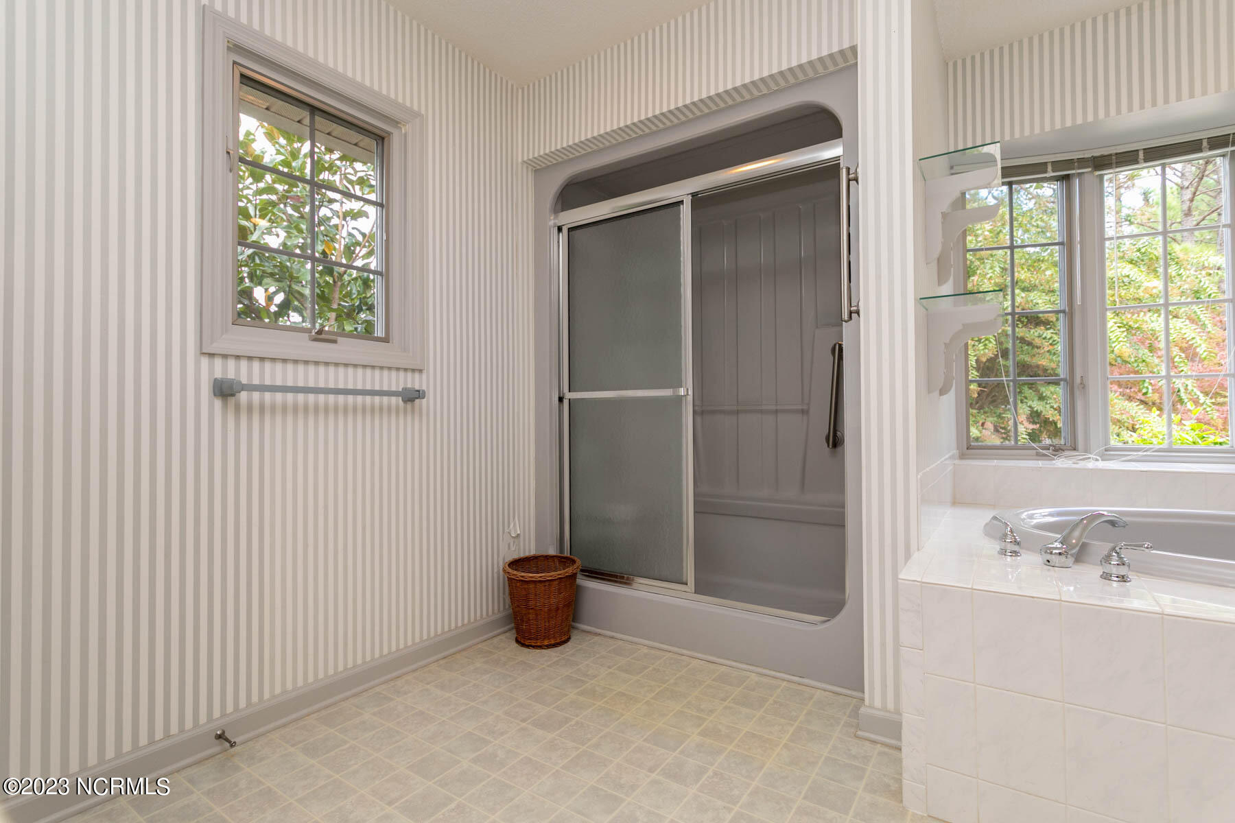 106 Mace Point