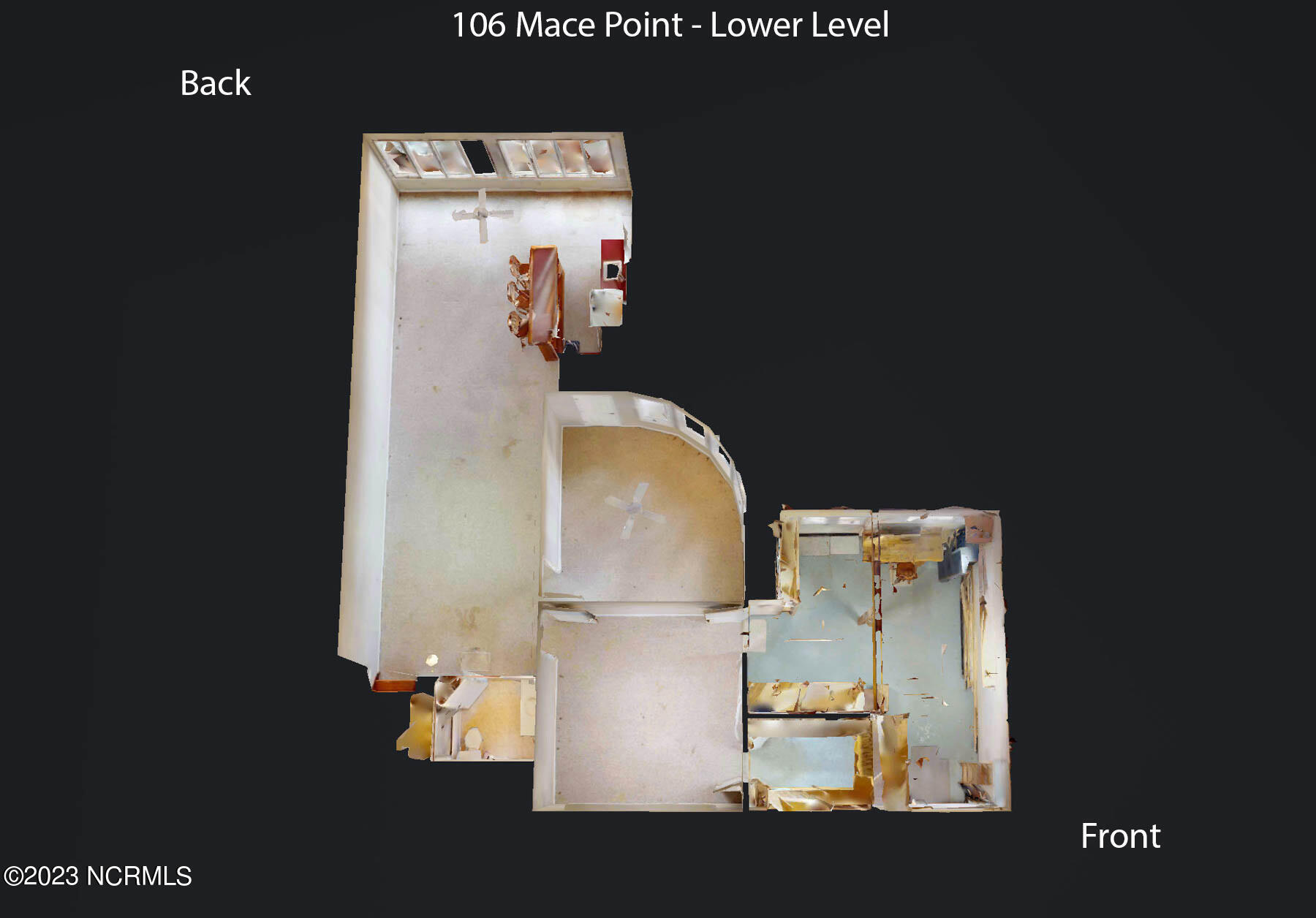 106 Mace Point