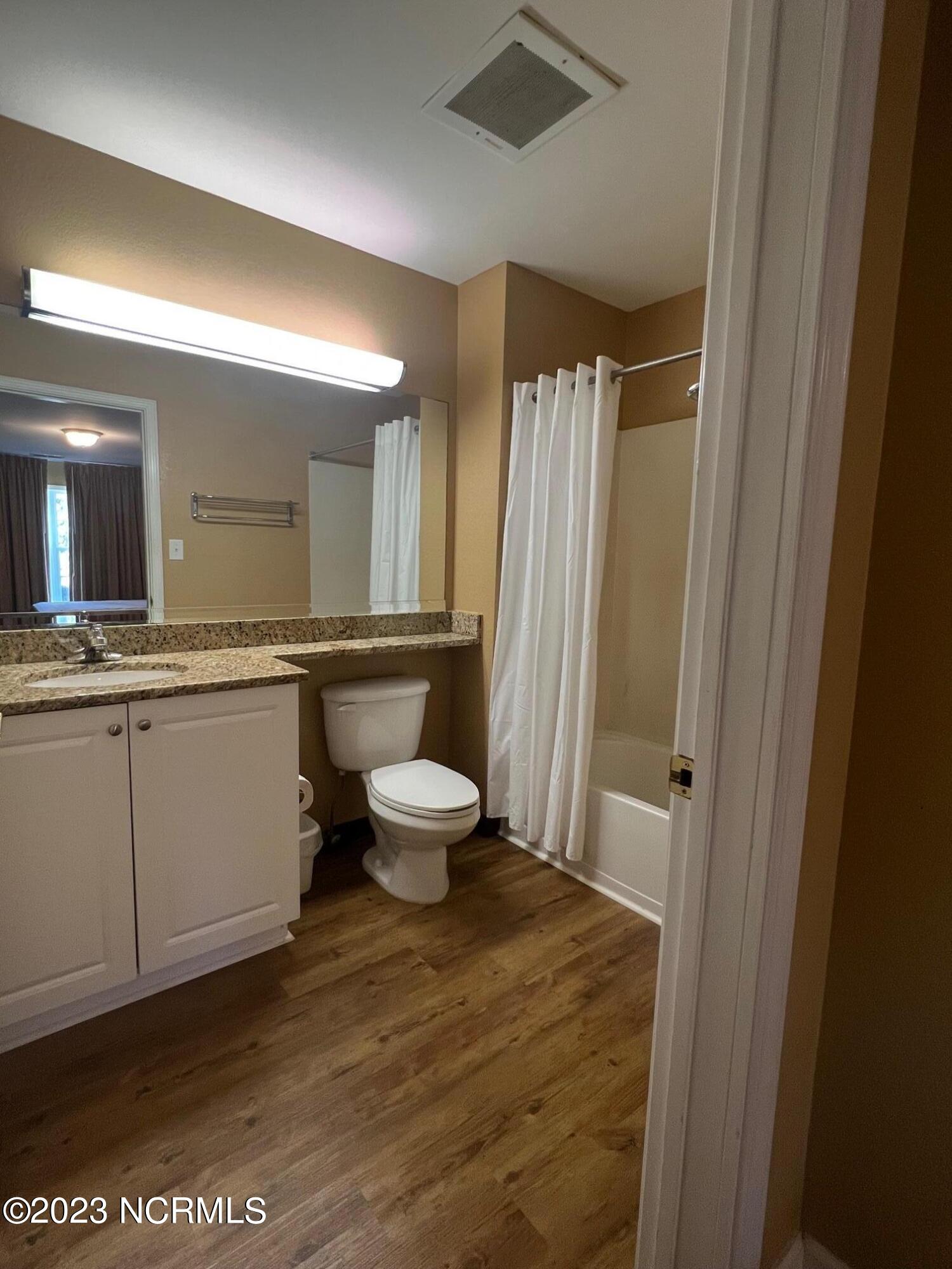 490 Little River Farm Boulevard, 102a