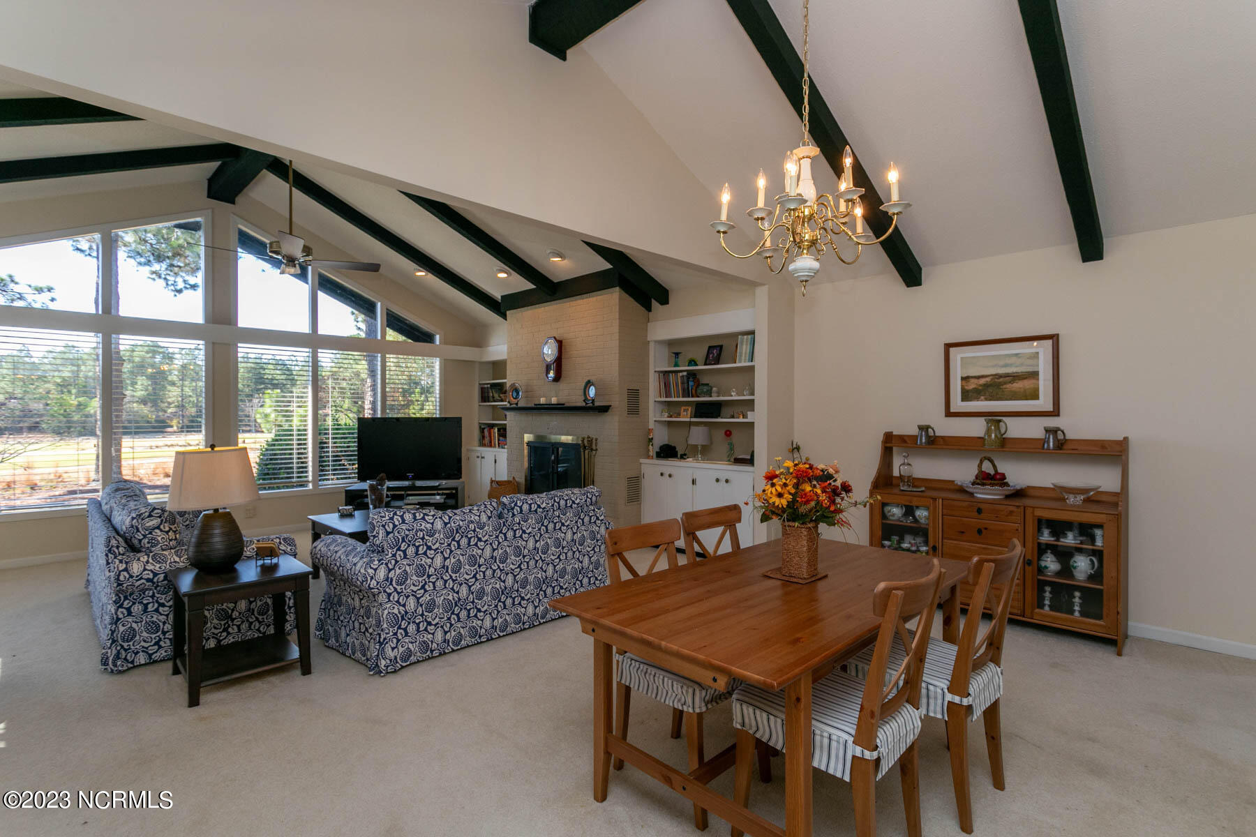 270 Mckenzie Road W, 52