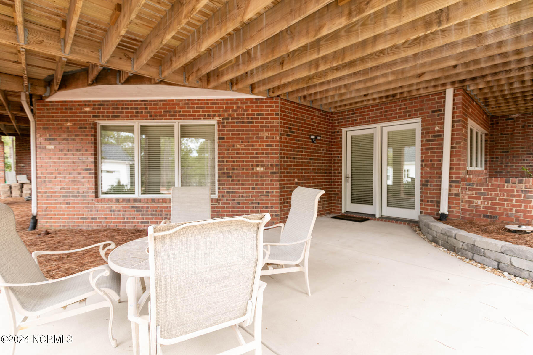 16 Invershin Court