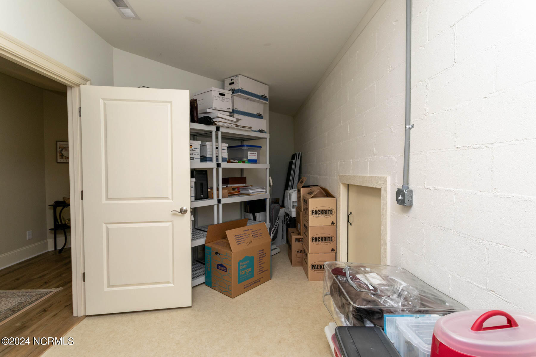 16 Invershin Court