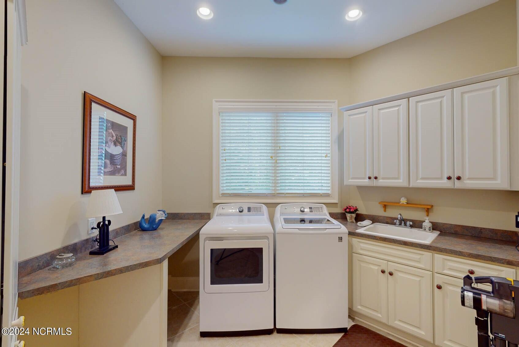 16 Invershin Court