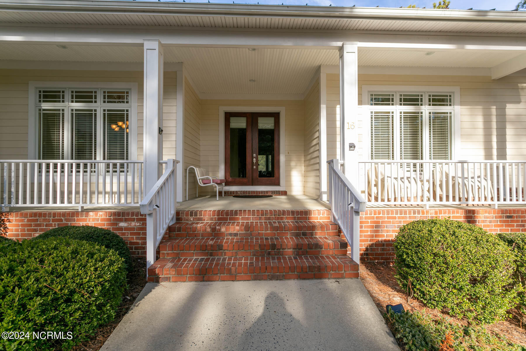 16 Invershin Court