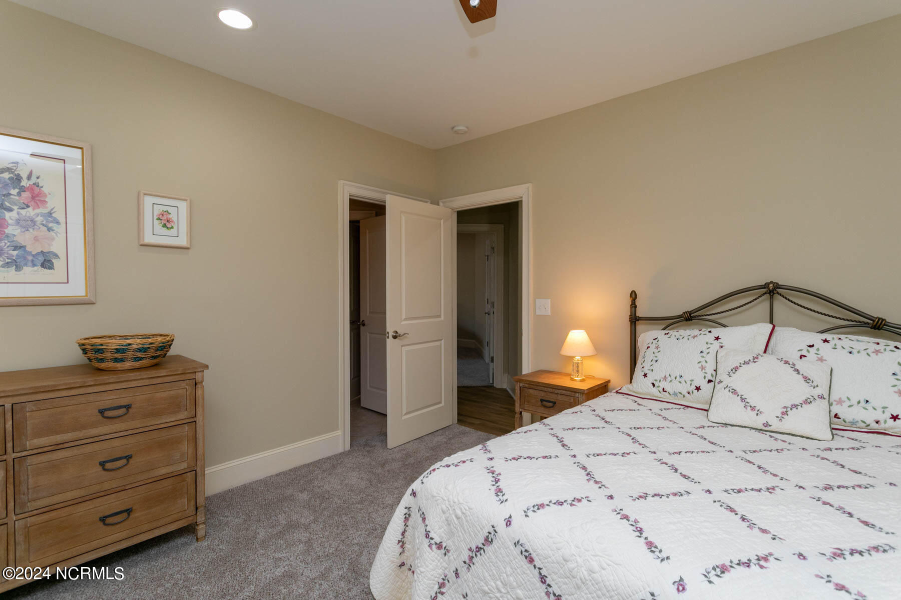 16 Invershin Court