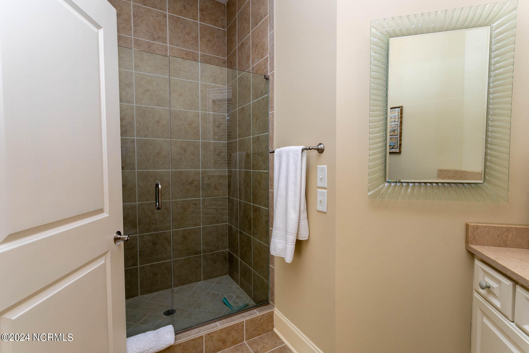 16 Invershin Court