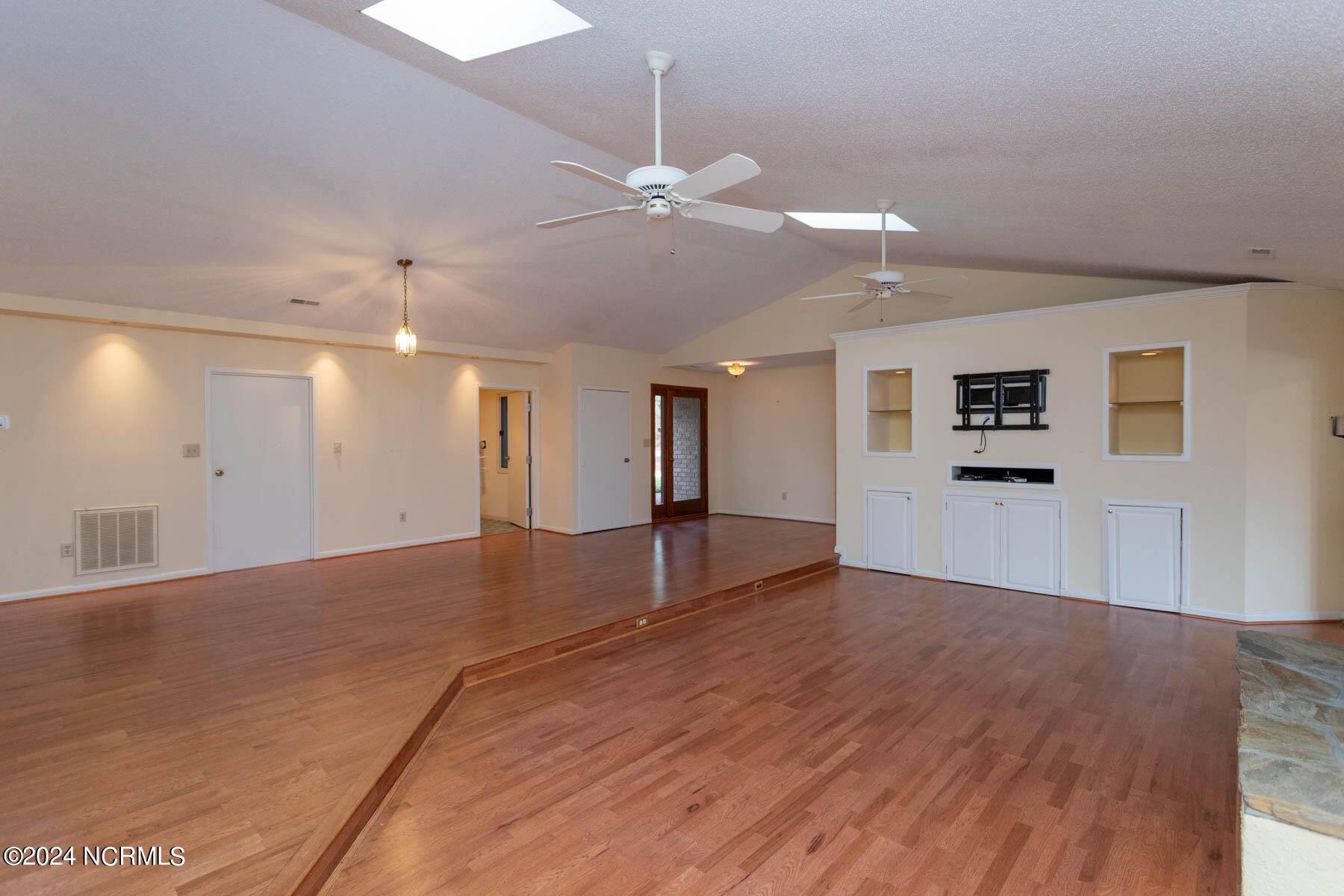 1250 Monticello Drive