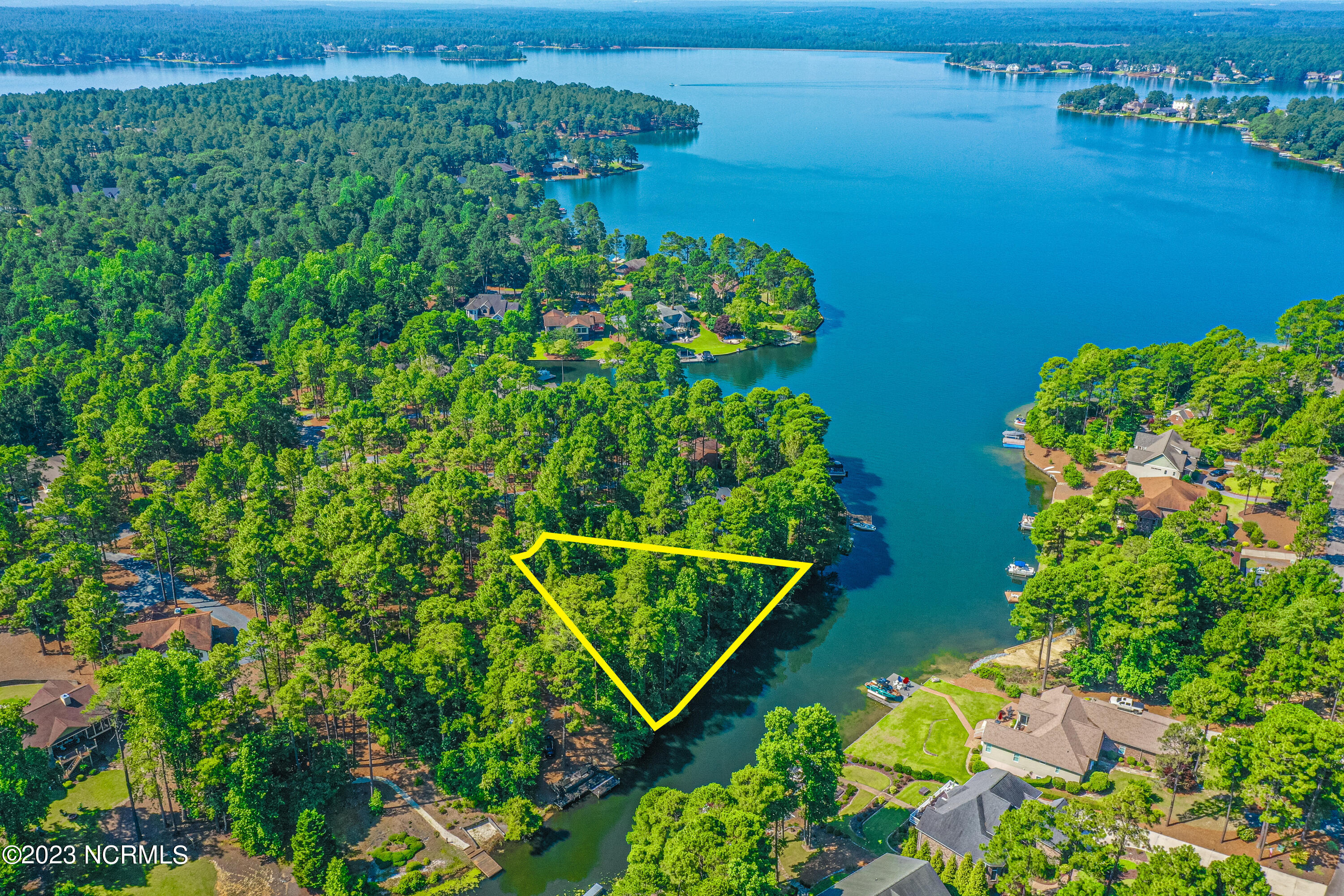 230 3213 Otter Court