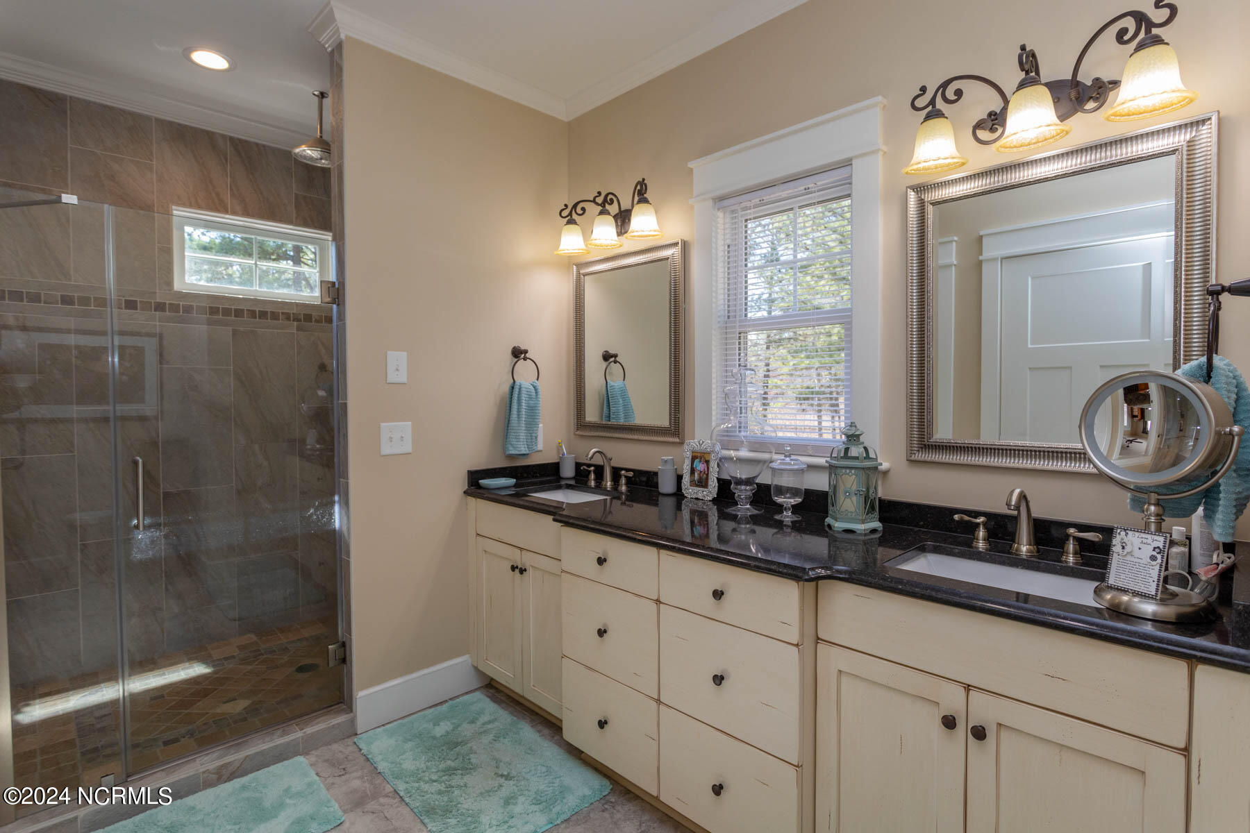 155 Trailcrest Drive