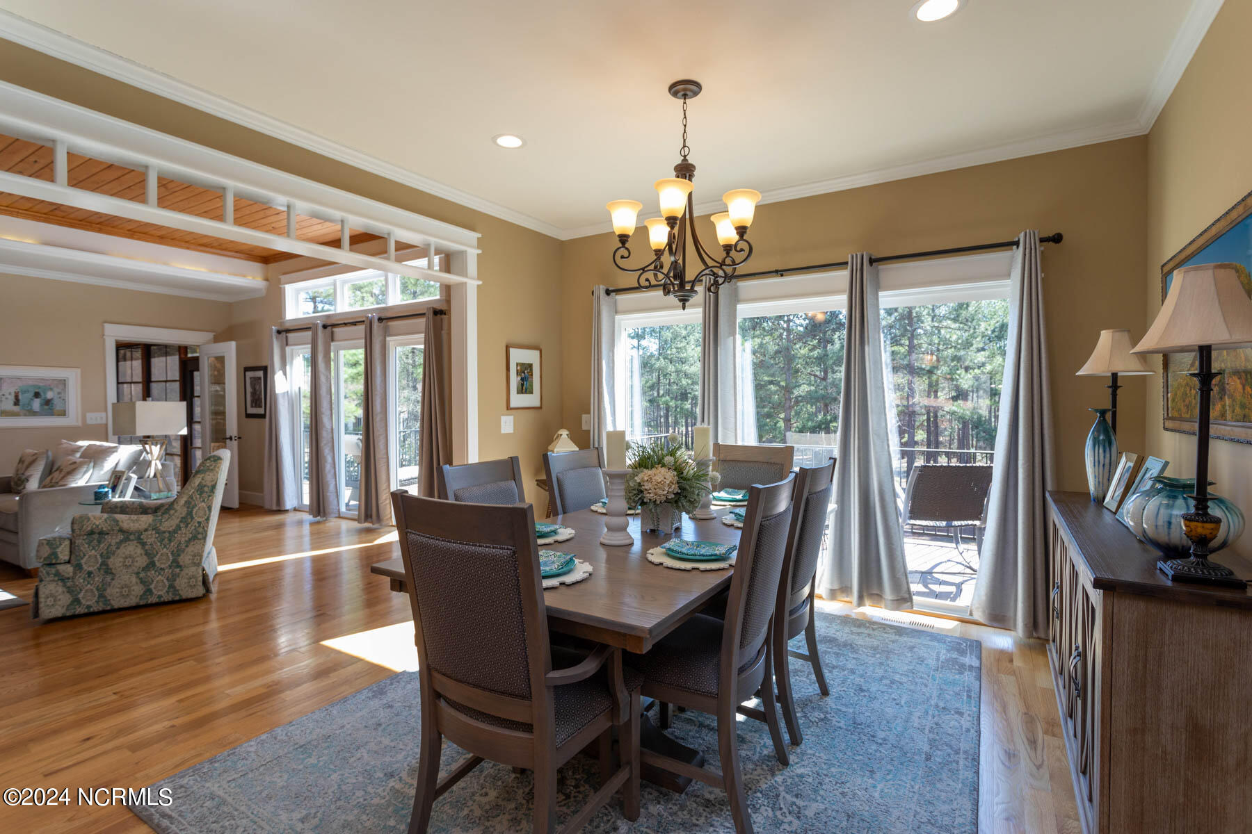 155 Trailcrest Drive