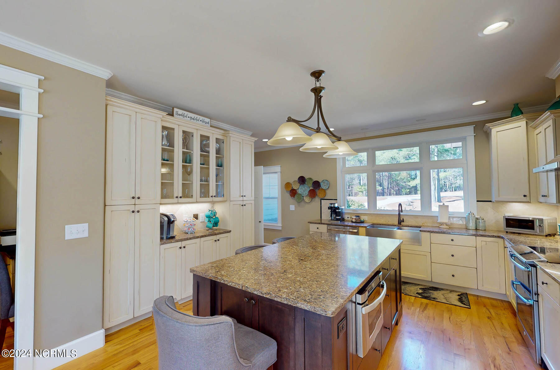 155 Trailcrest Drive