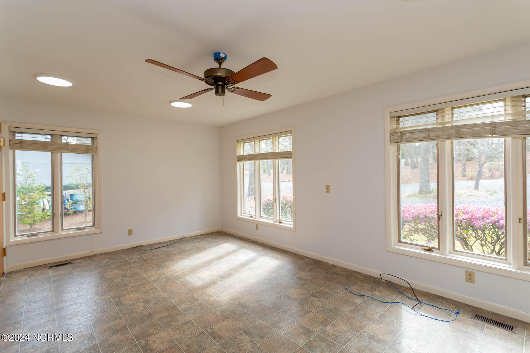 110 Cobblestone Court