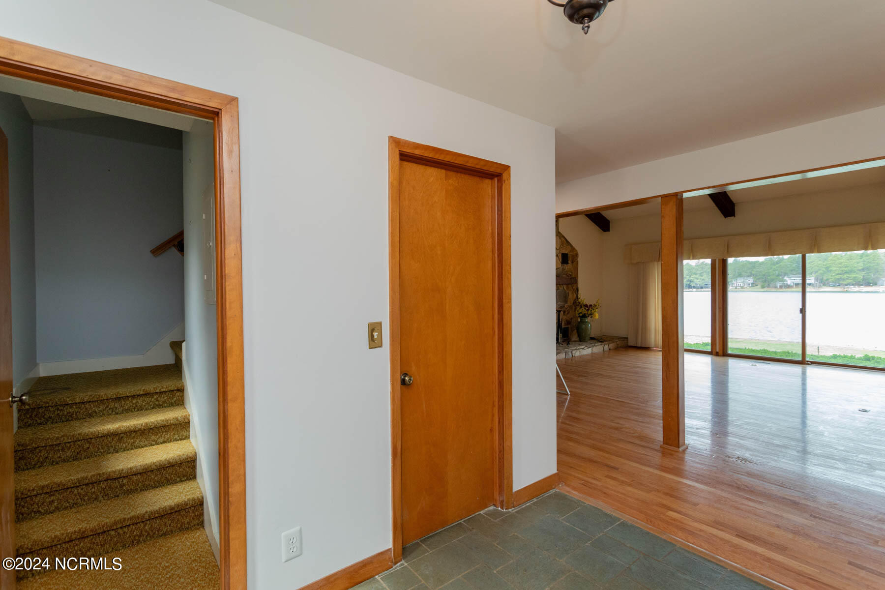 110 Cobblestone Court