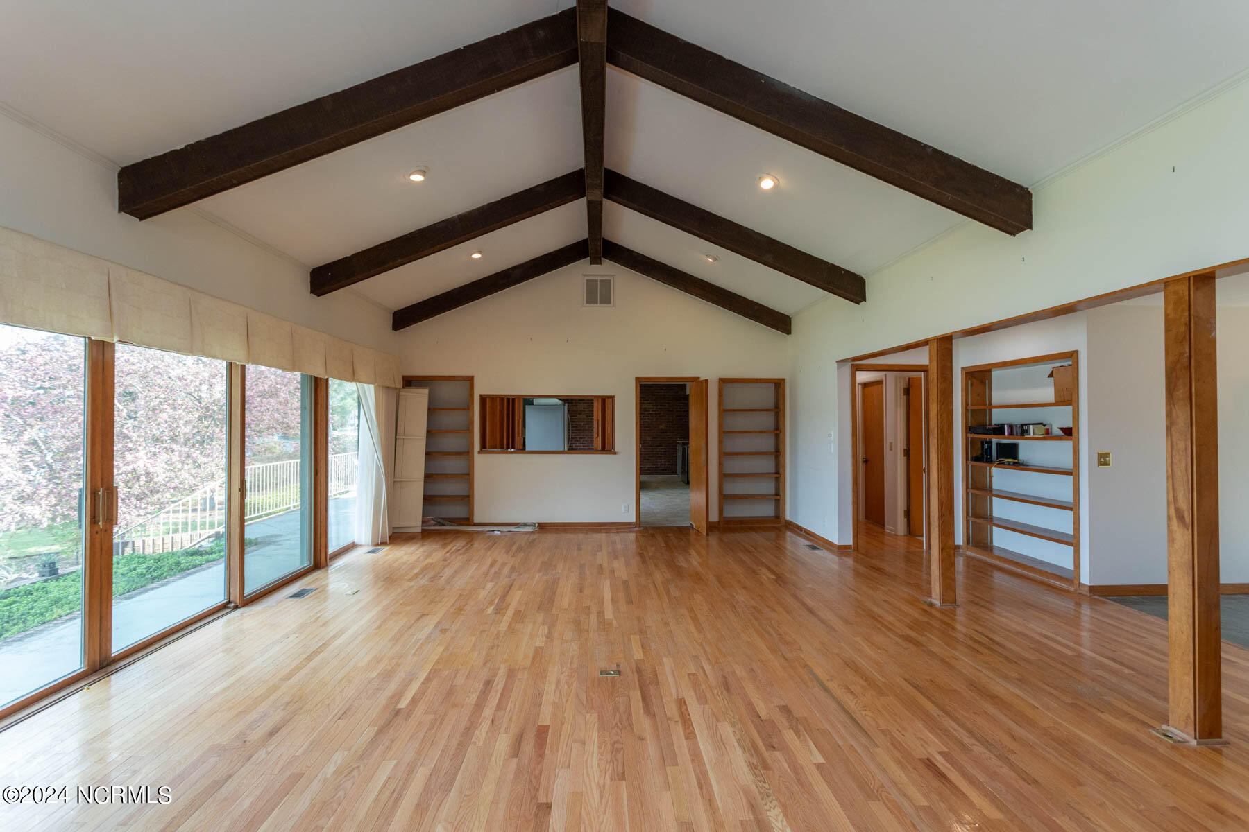 110 Cobblestone Court