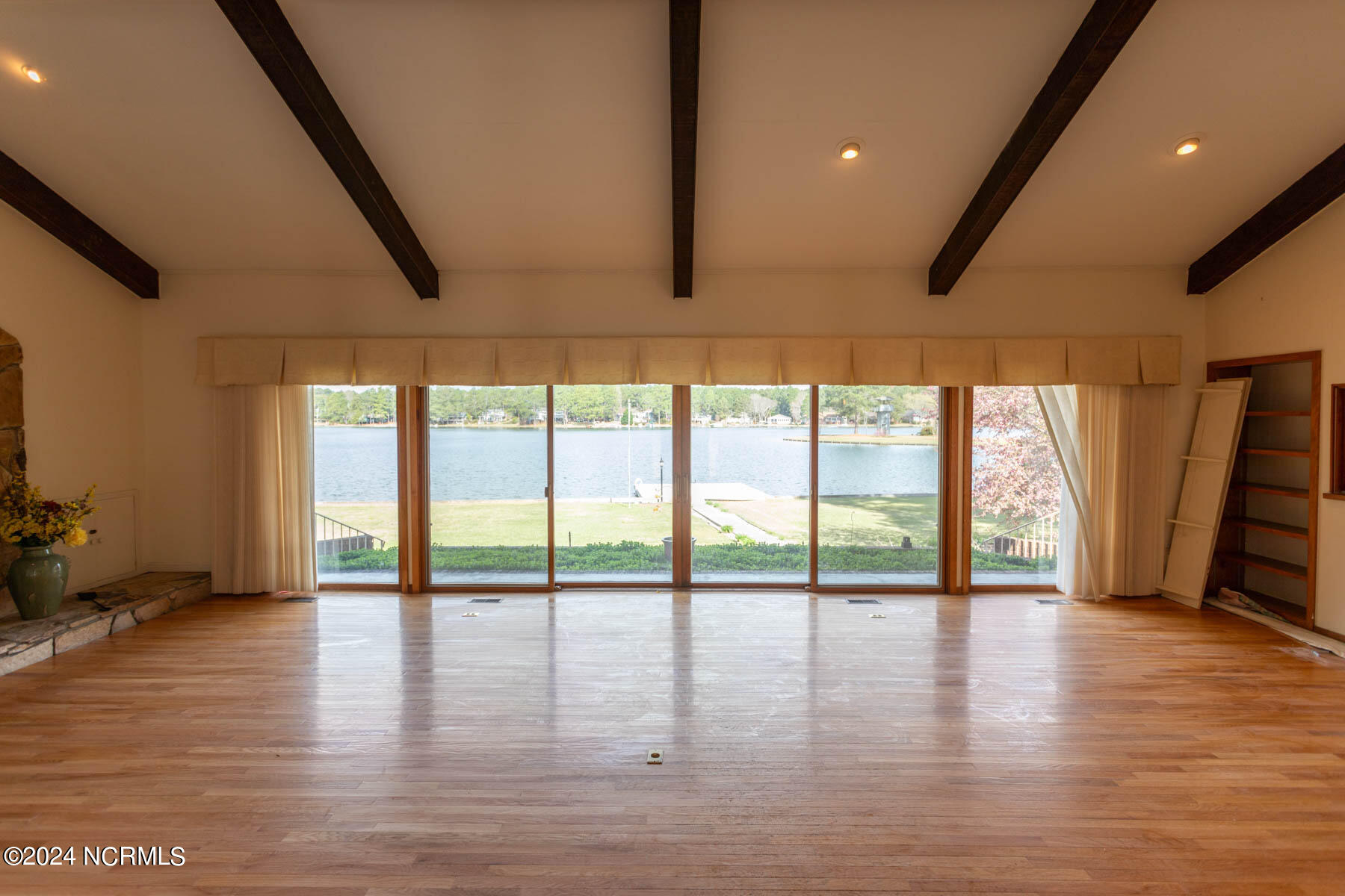 110 Cobblestone Court