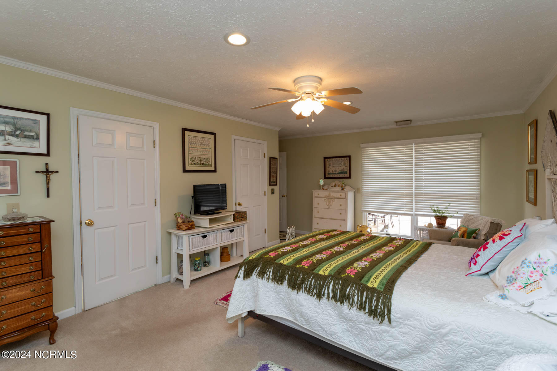 275 Mockingbird Court