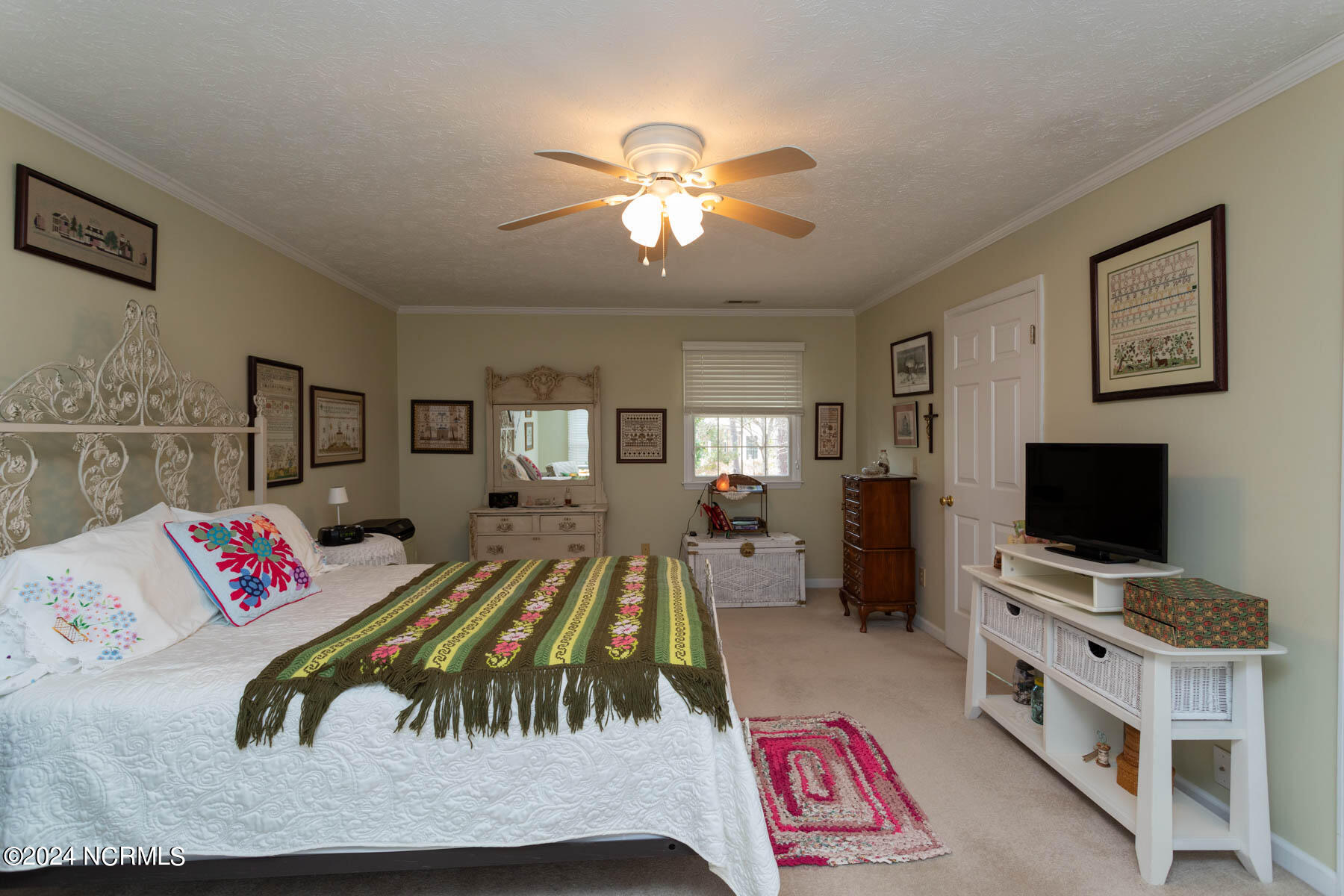 275 Mockingbird Court