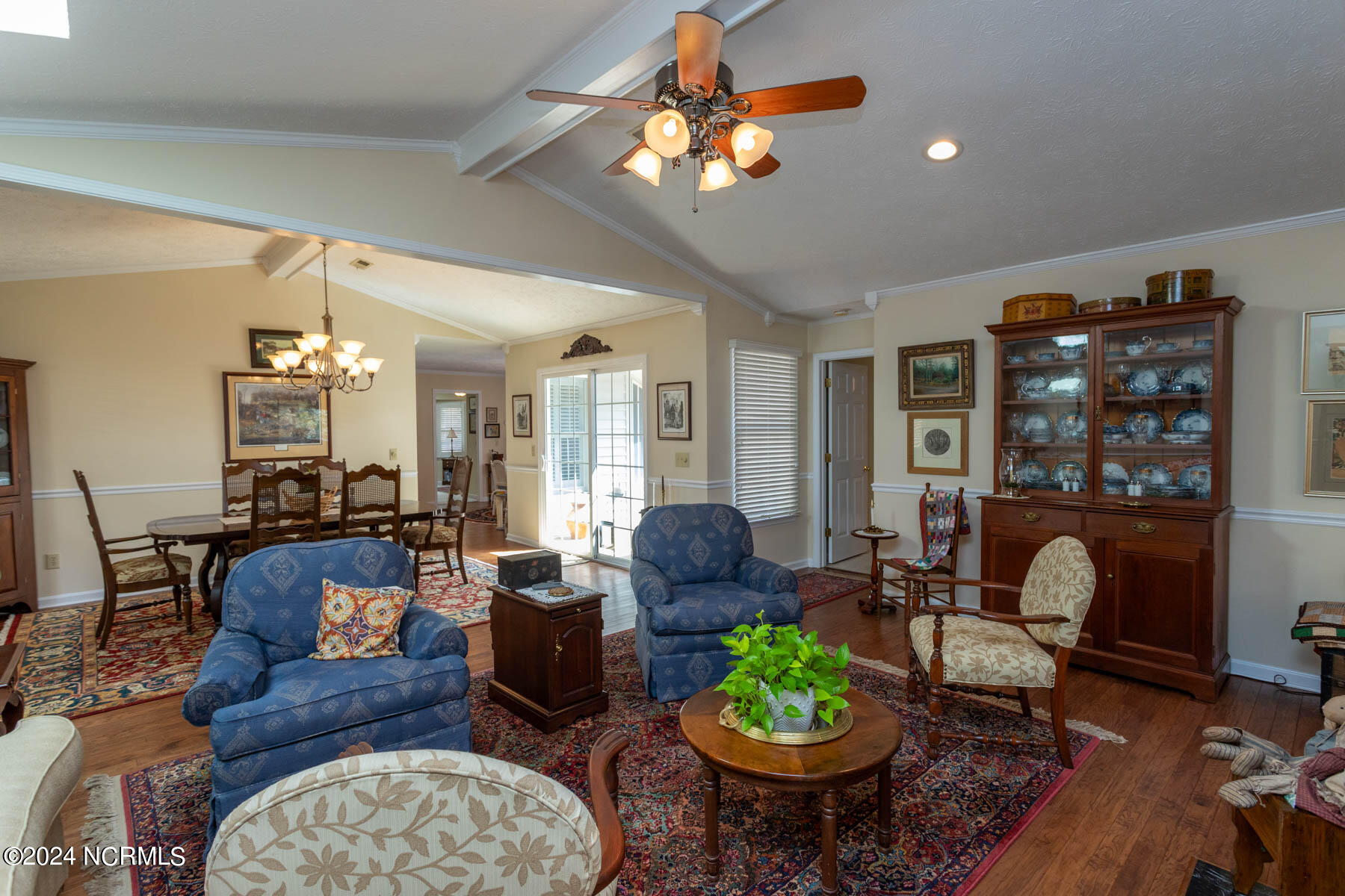 275 Mockingbird Court