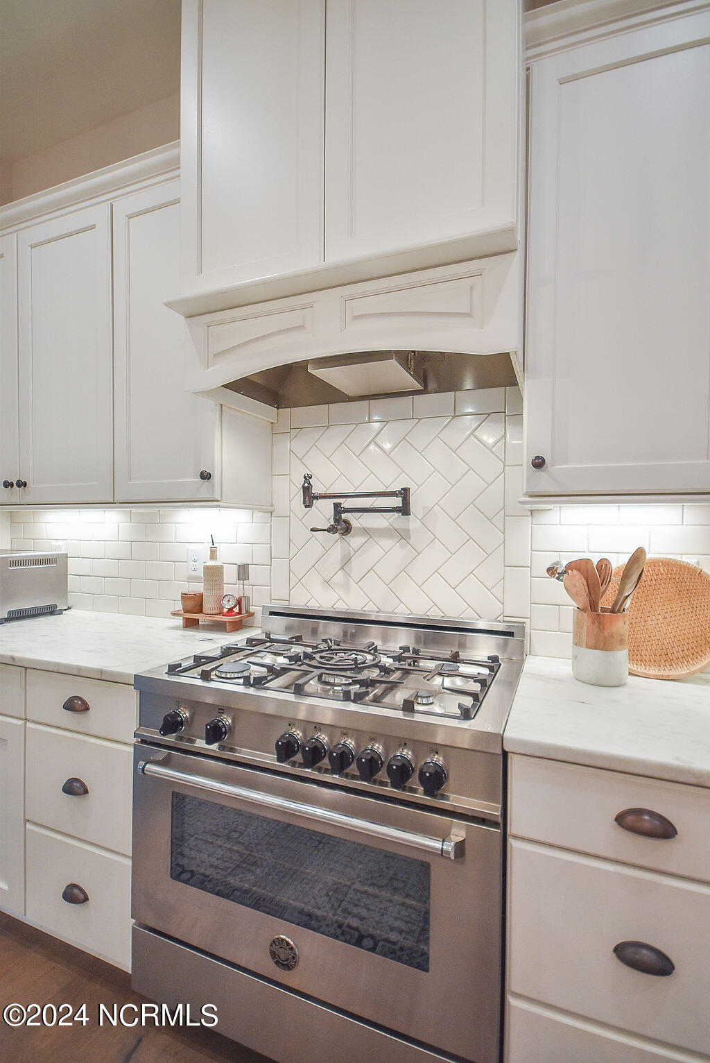 102 Greystones Court