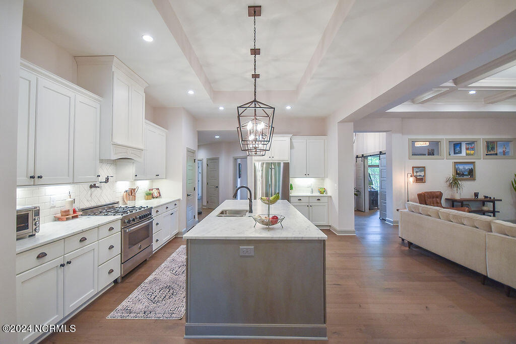 102 Greystones Court