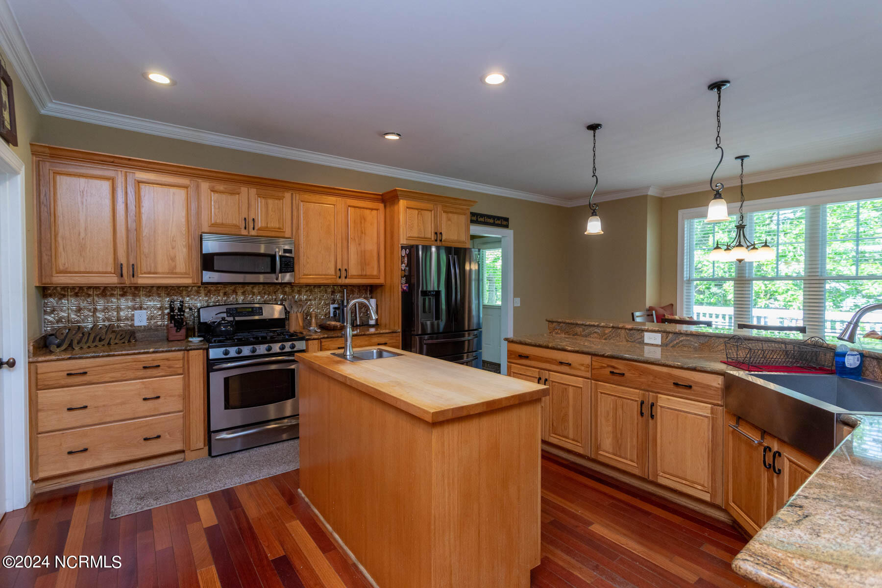 195 Shagbark Court