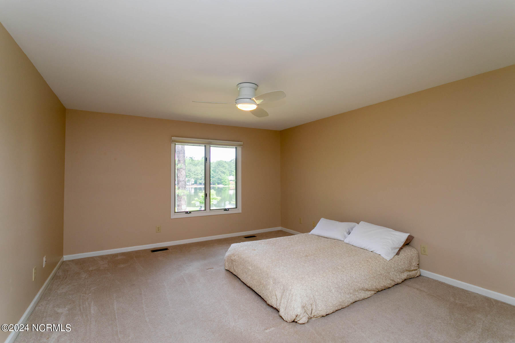 251 Devonshire Avenue W