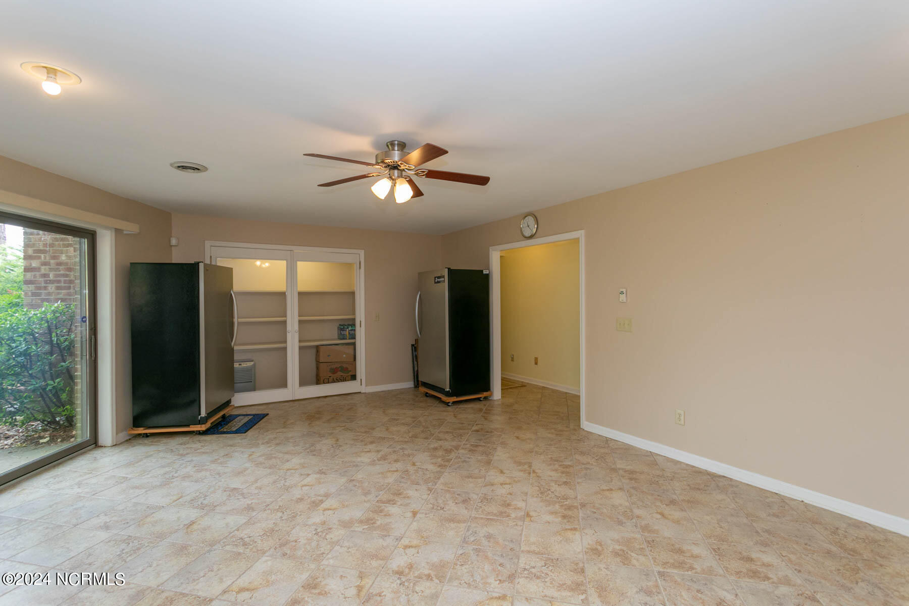 251 Devonshire Avenue W