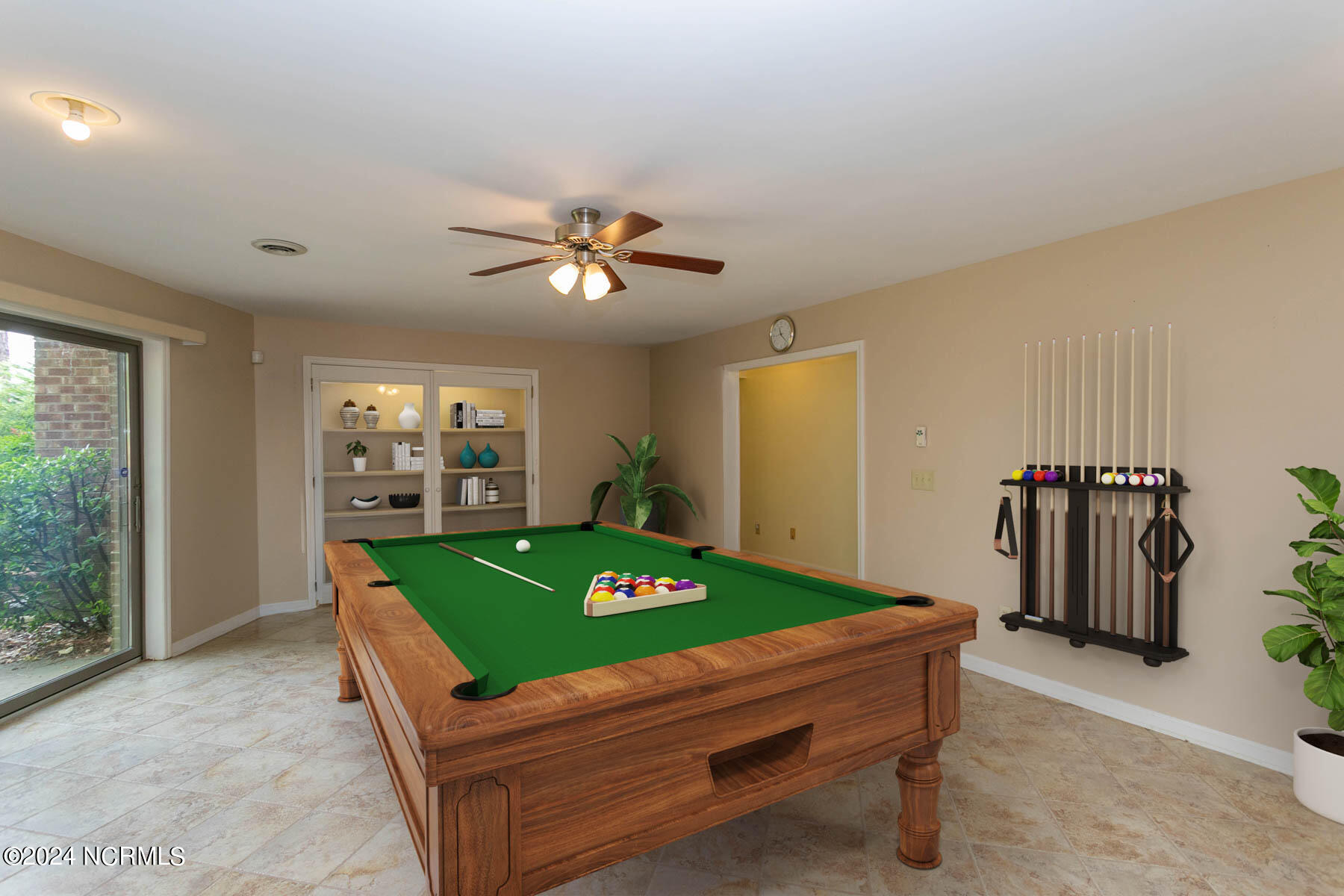 251 Devonshire Avenue W