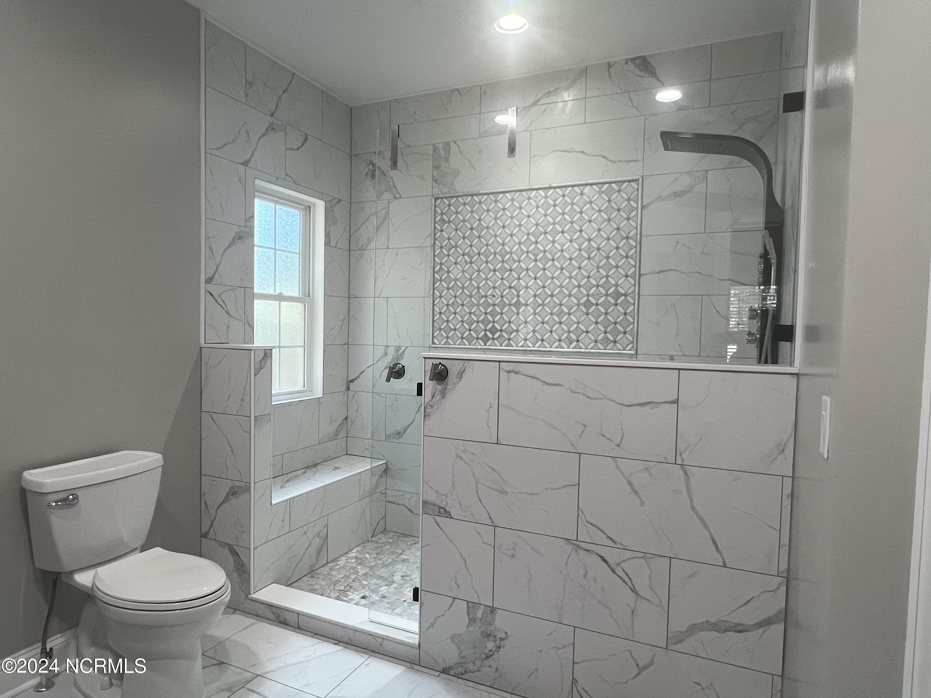 1475 Longleaf Drive E