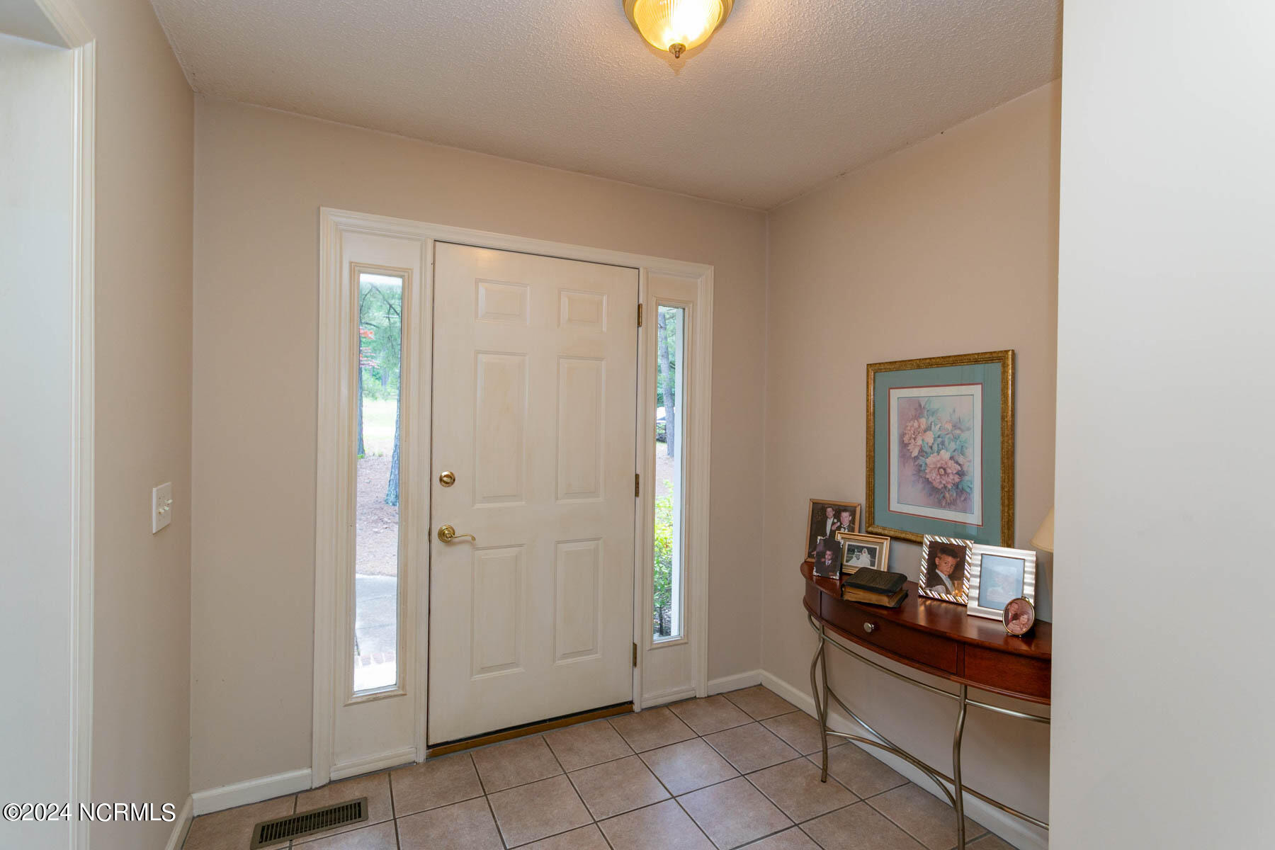 1026 Devonshire Trail