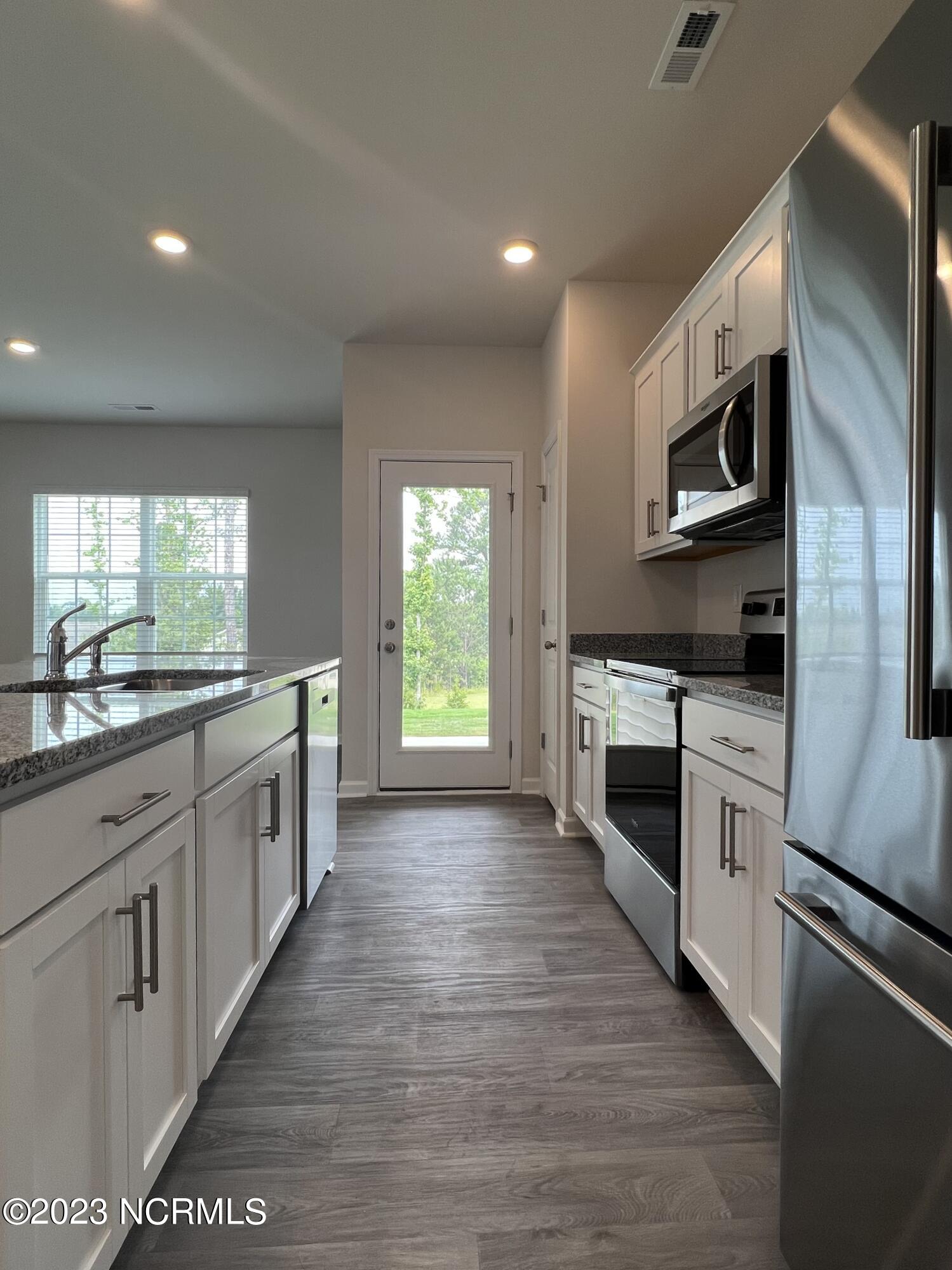 1901 Gracie Lane