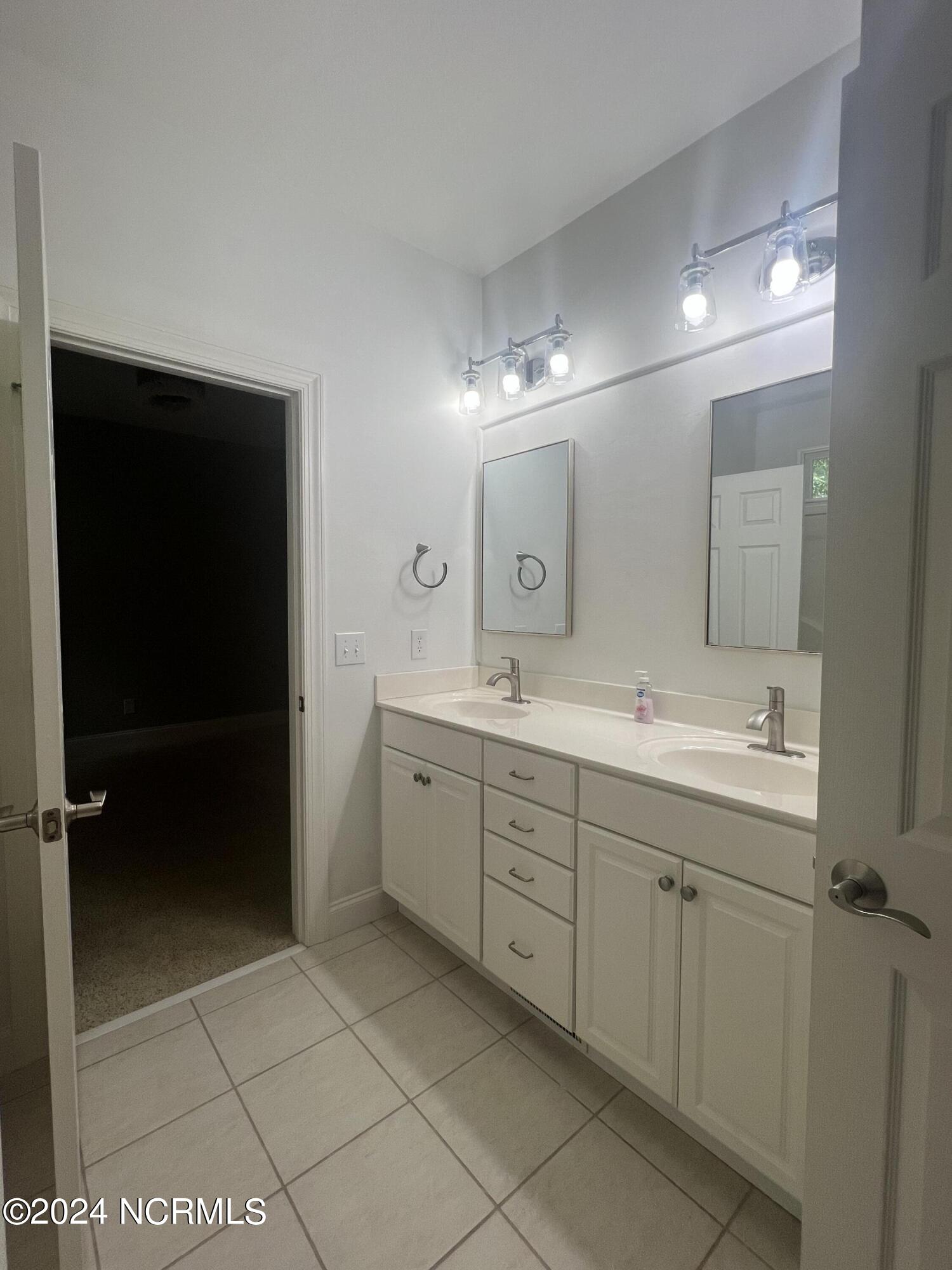 130 Tamarisk Lane