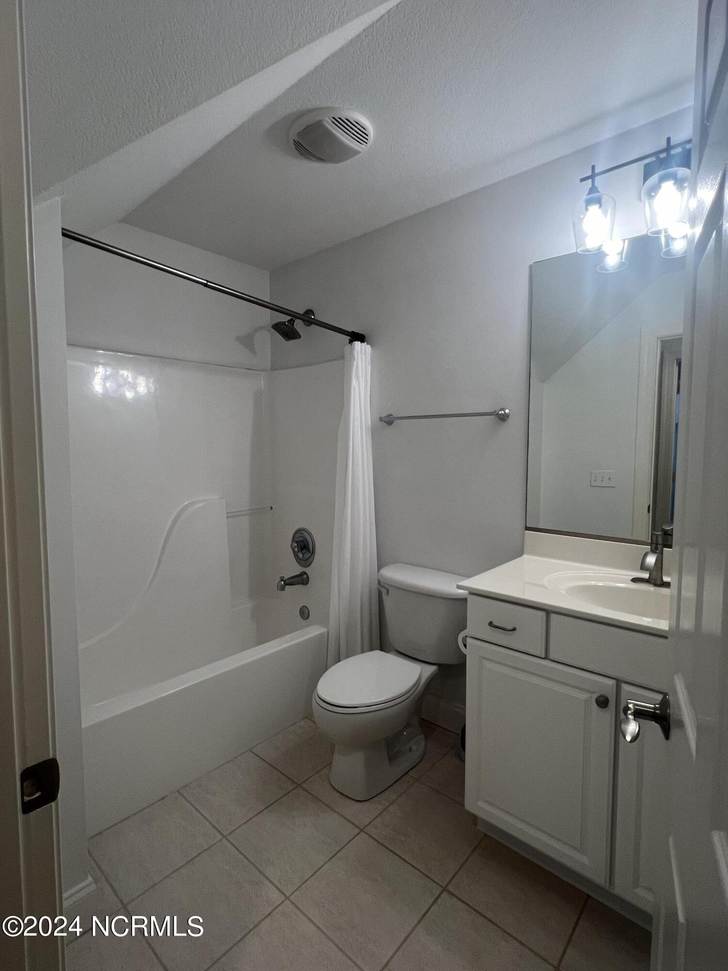 130 Tamarisk Lane