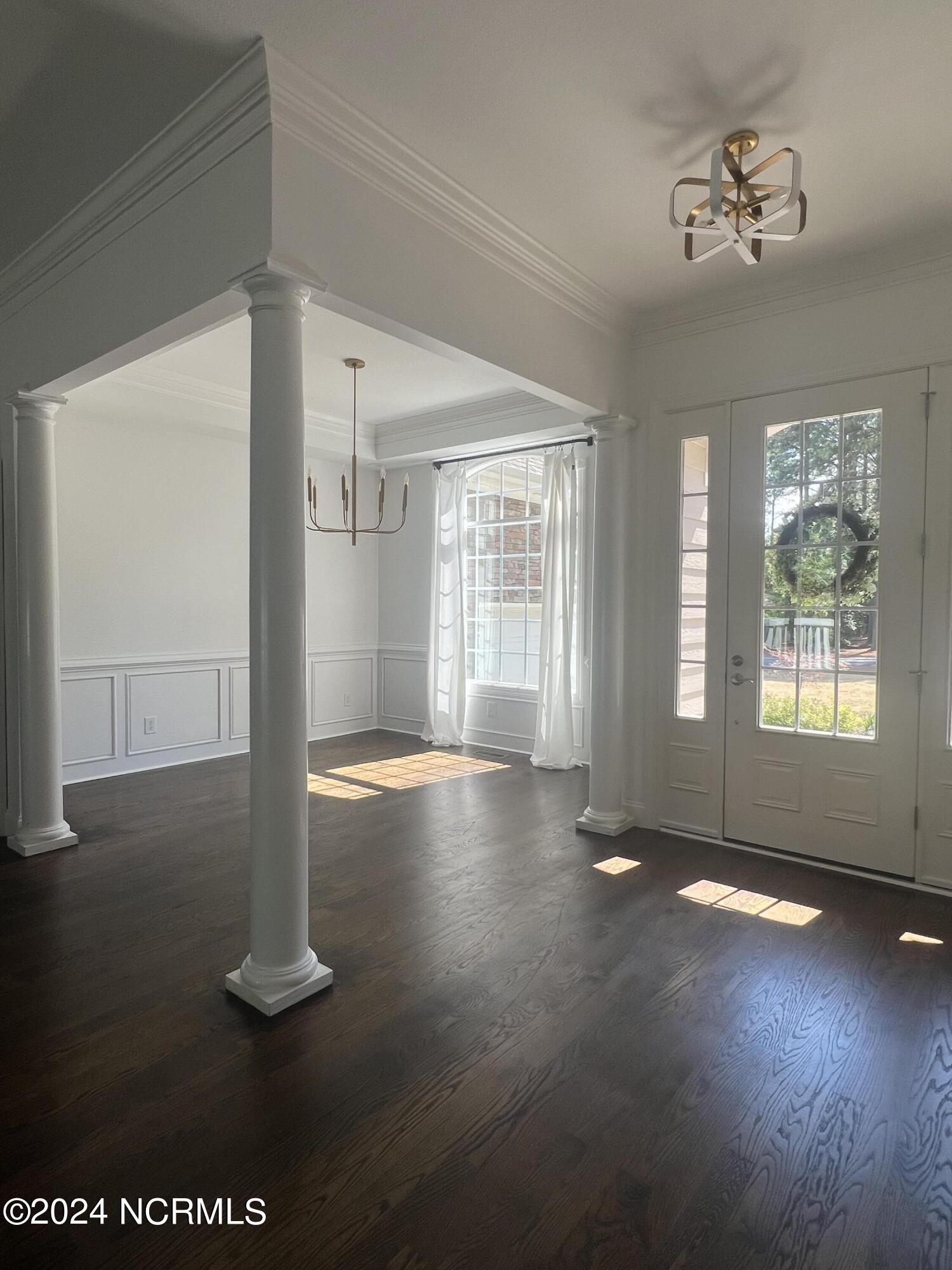 130 Tamarisk Lane