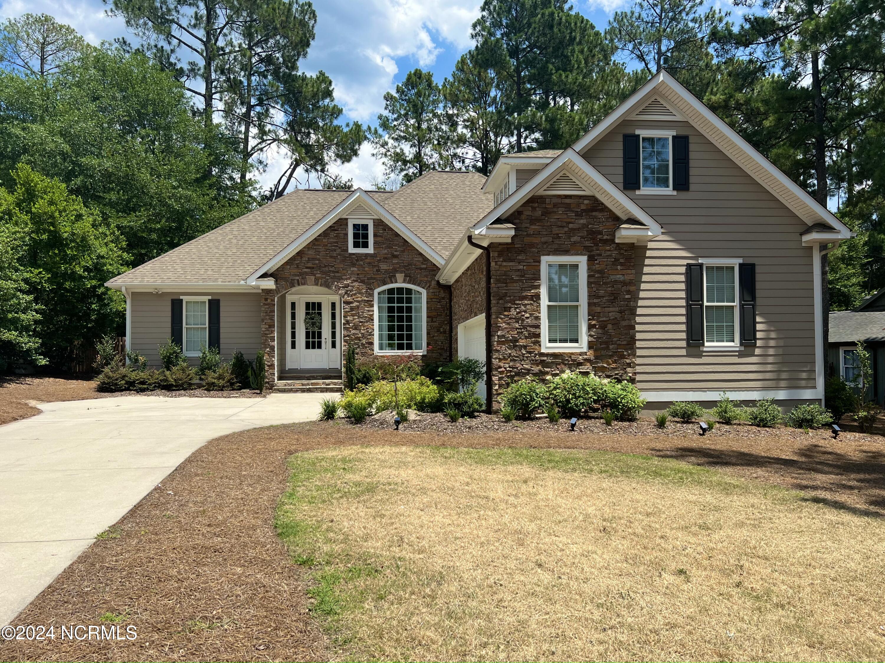 130 Tamarisk Lane