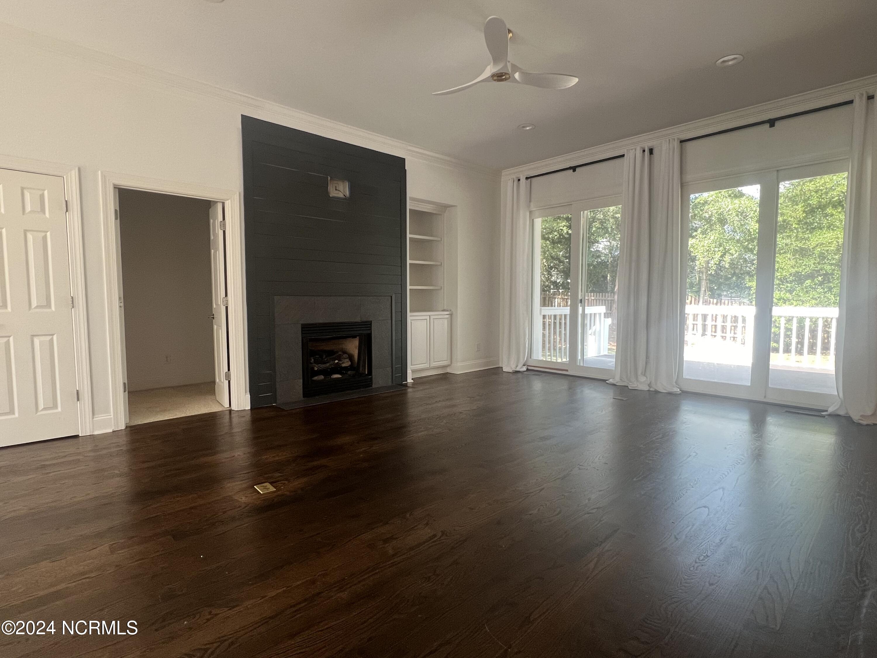 130 Tamarisk Lane