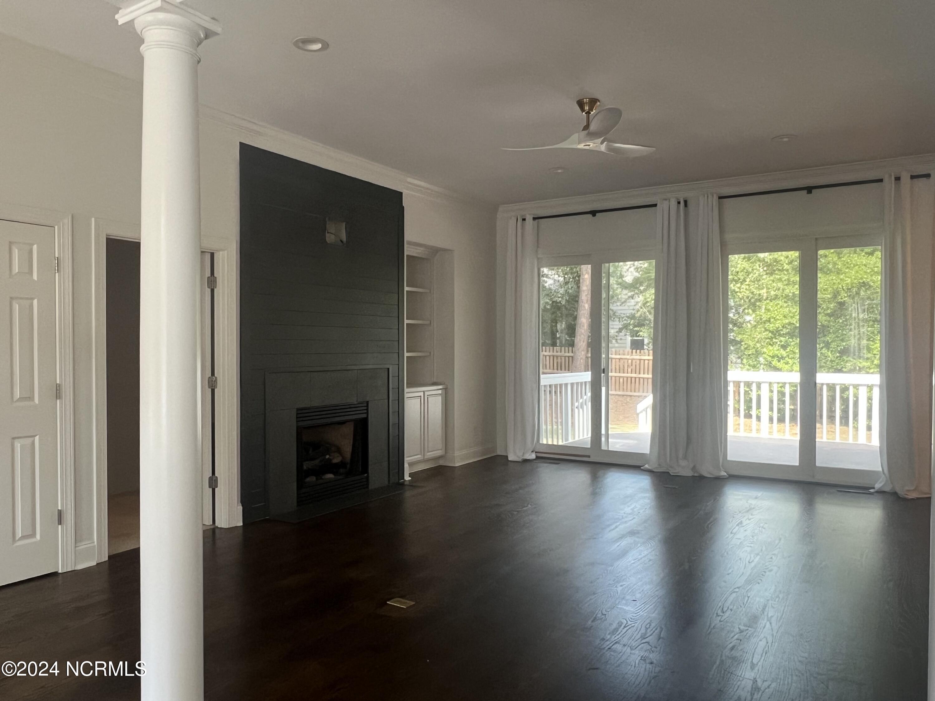 130 Tamarisk Lane