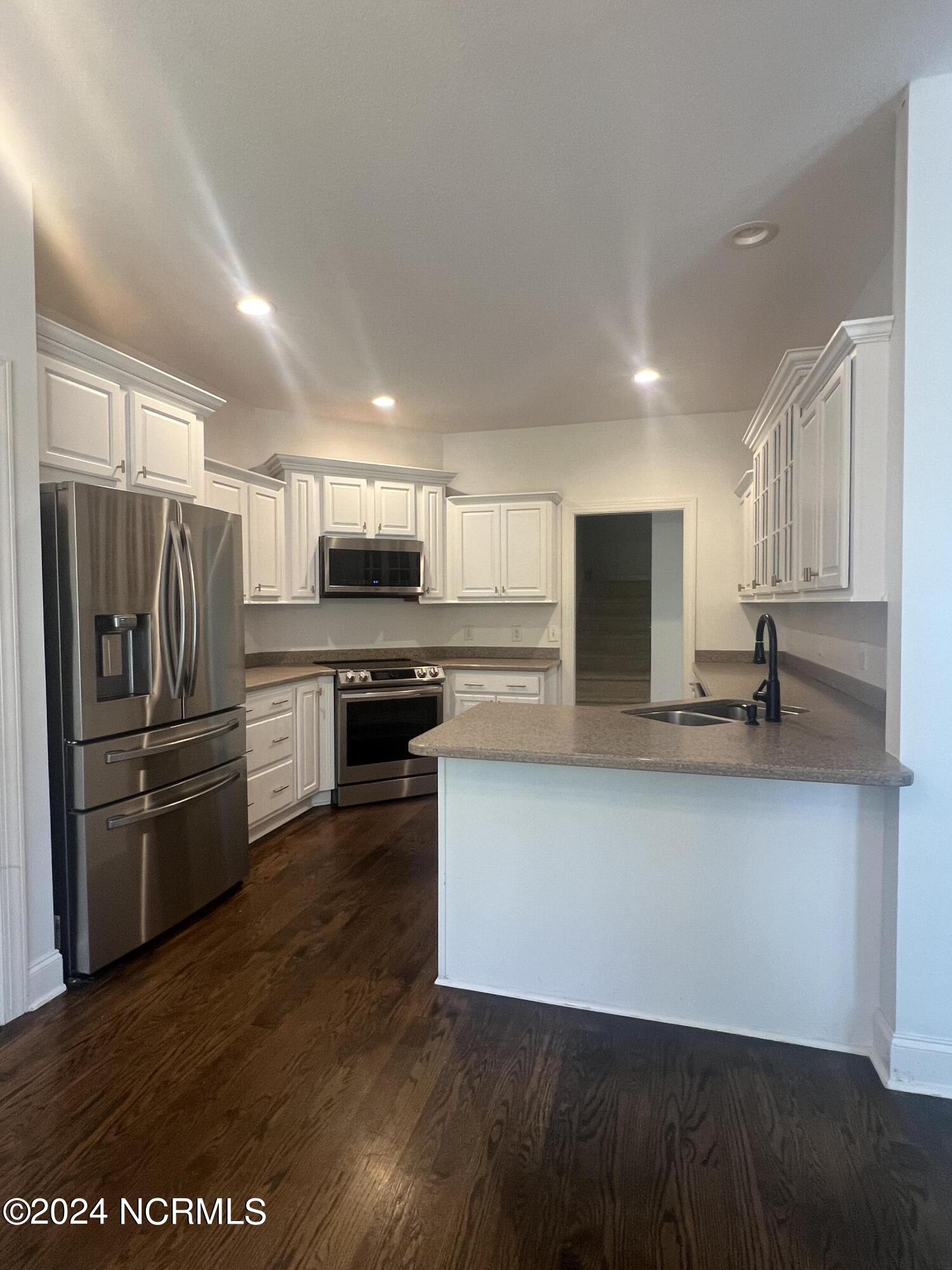 130 Tamarisk Lane