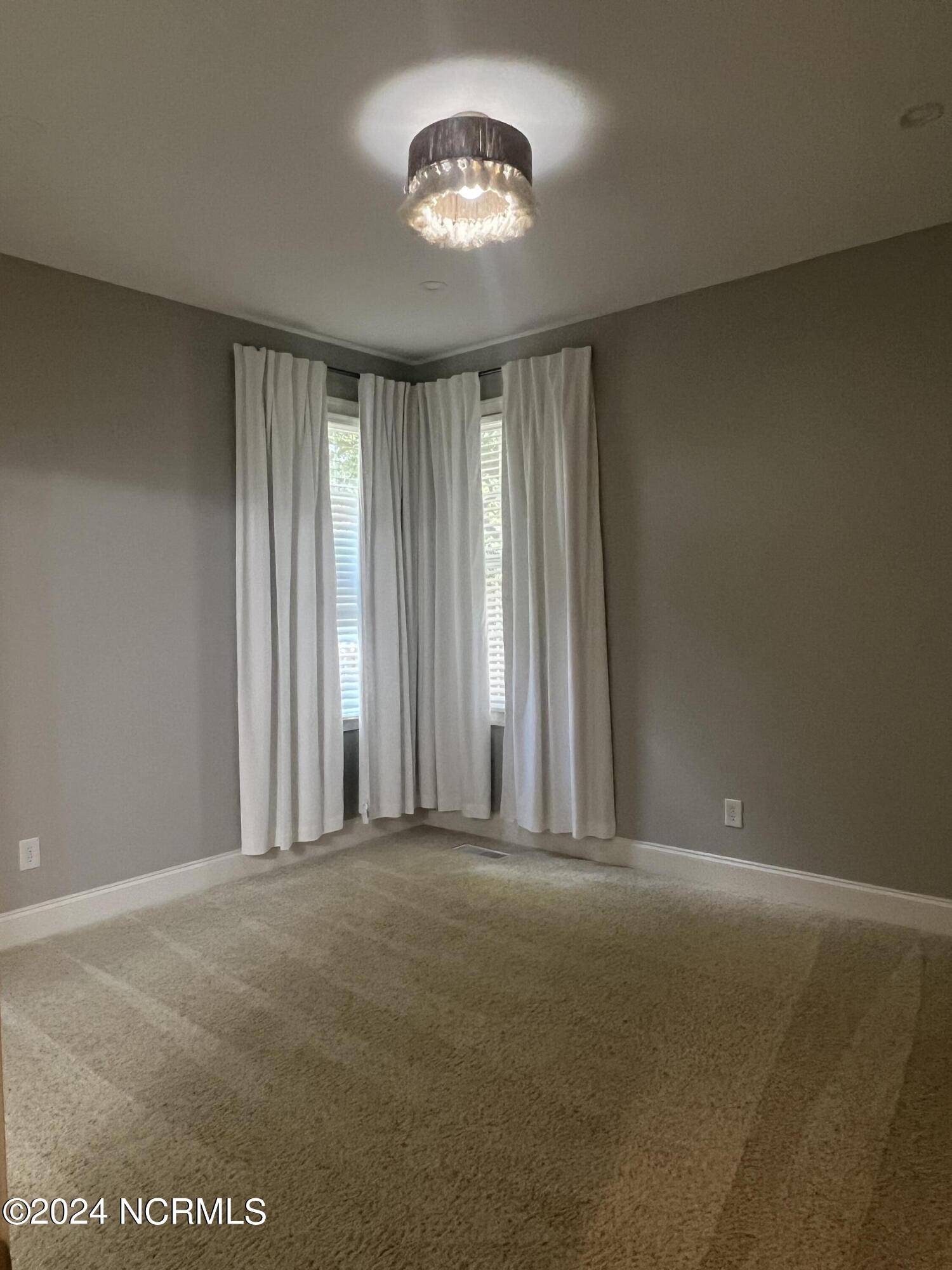 130 Tamarisk Lane