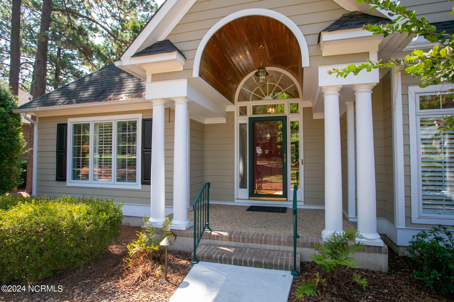 132 Steeplechase Way