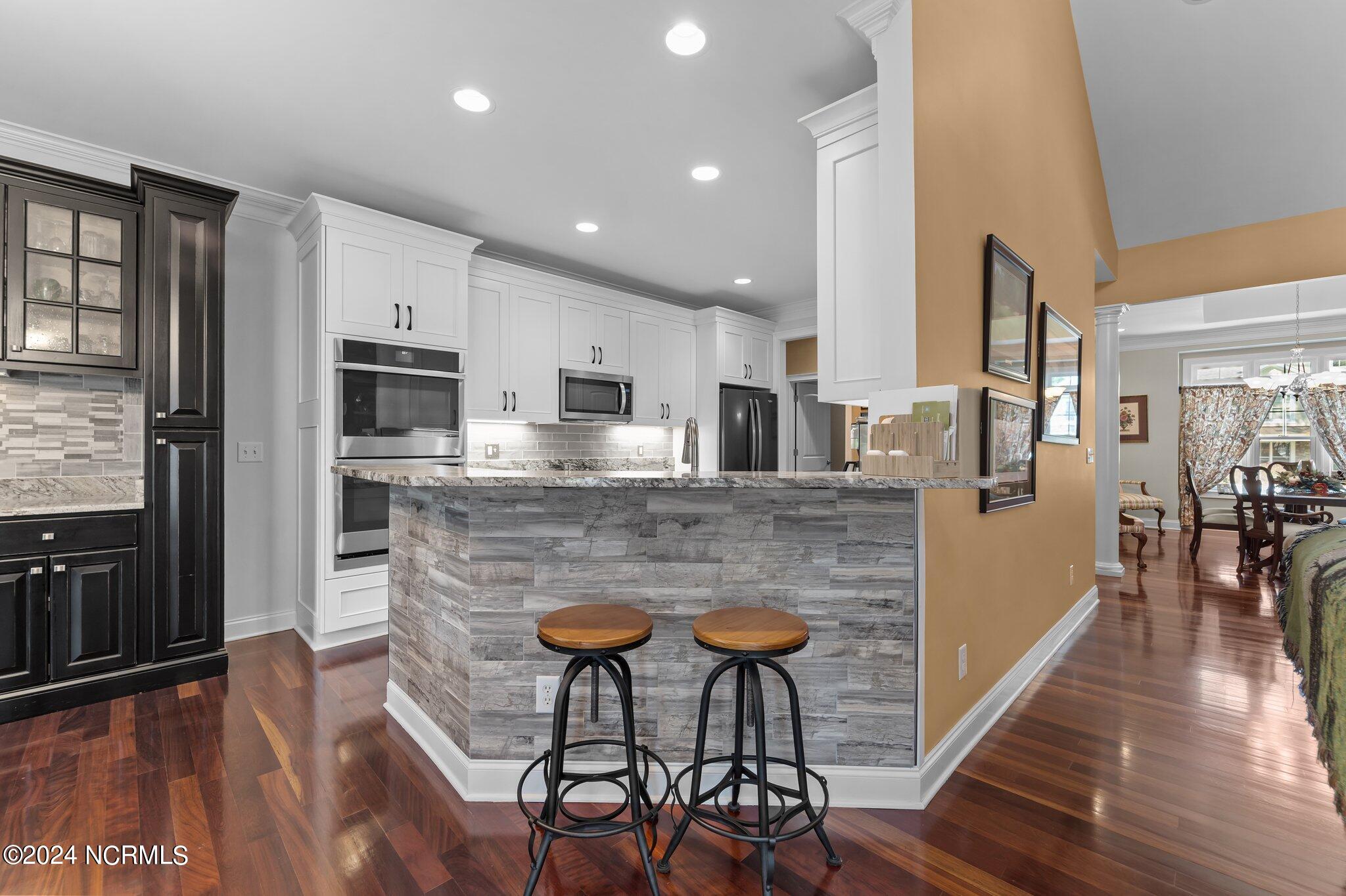 27 Deacon Palmer Place