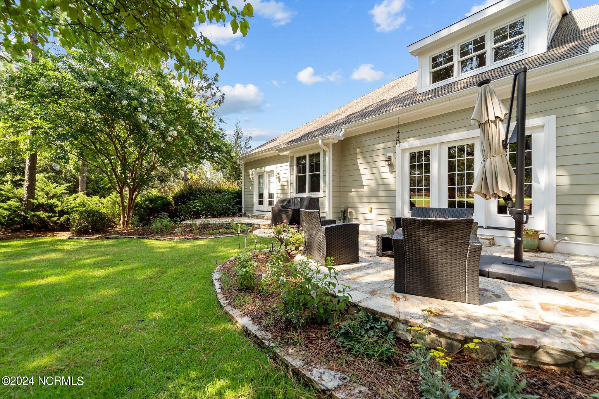 27 Deacon Palmer Place