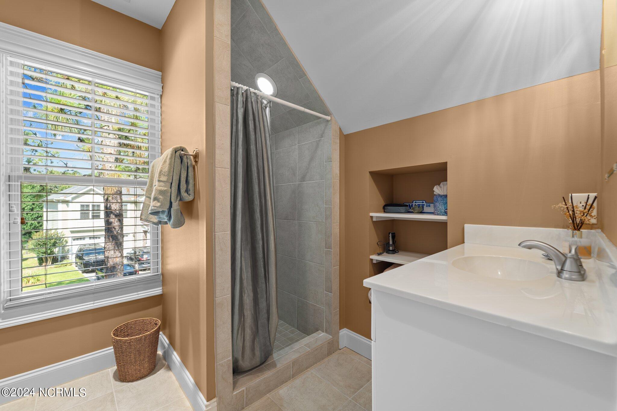 27 Deacon Palmer Place