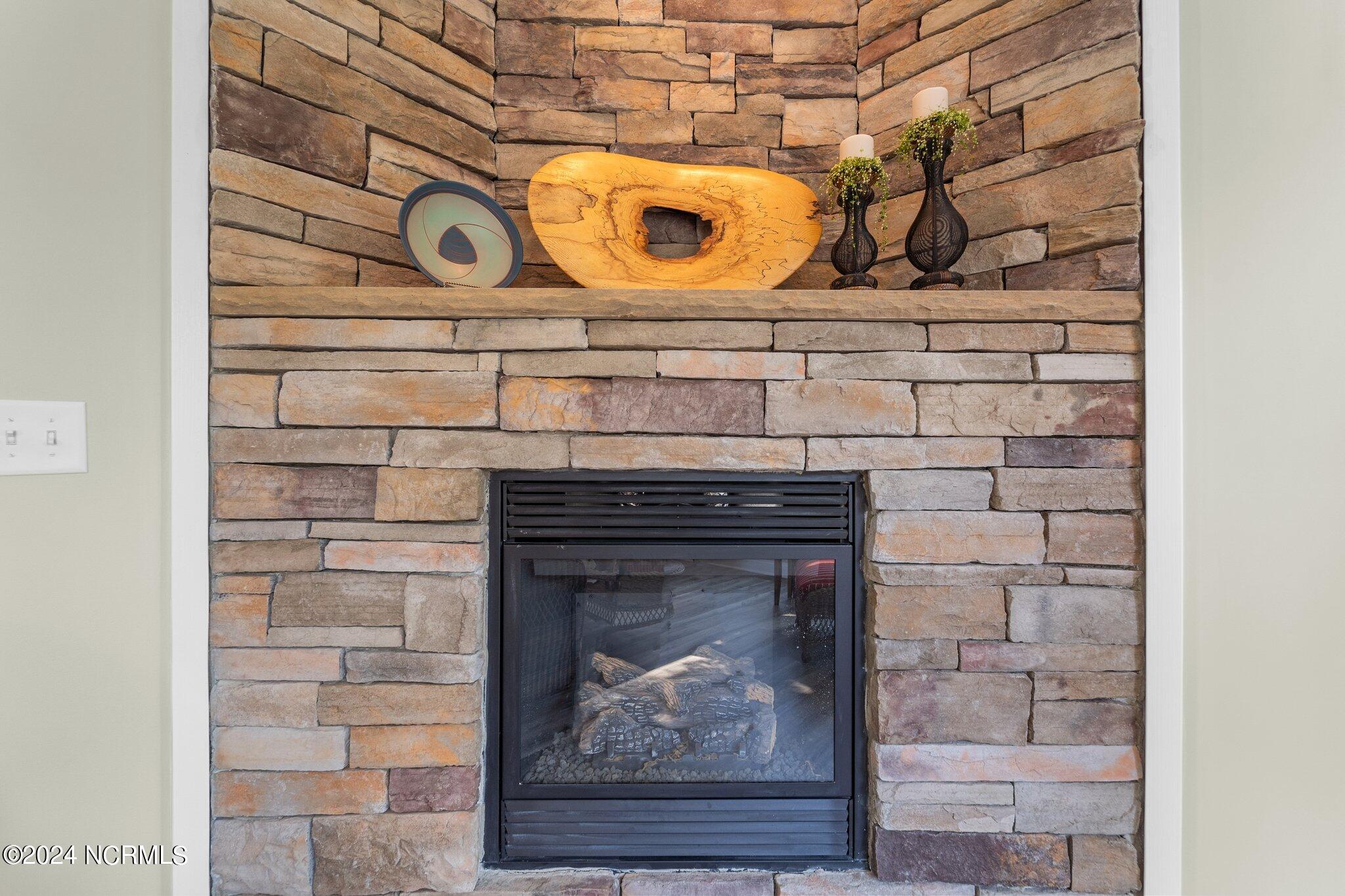 27 Deacon Palmer Place