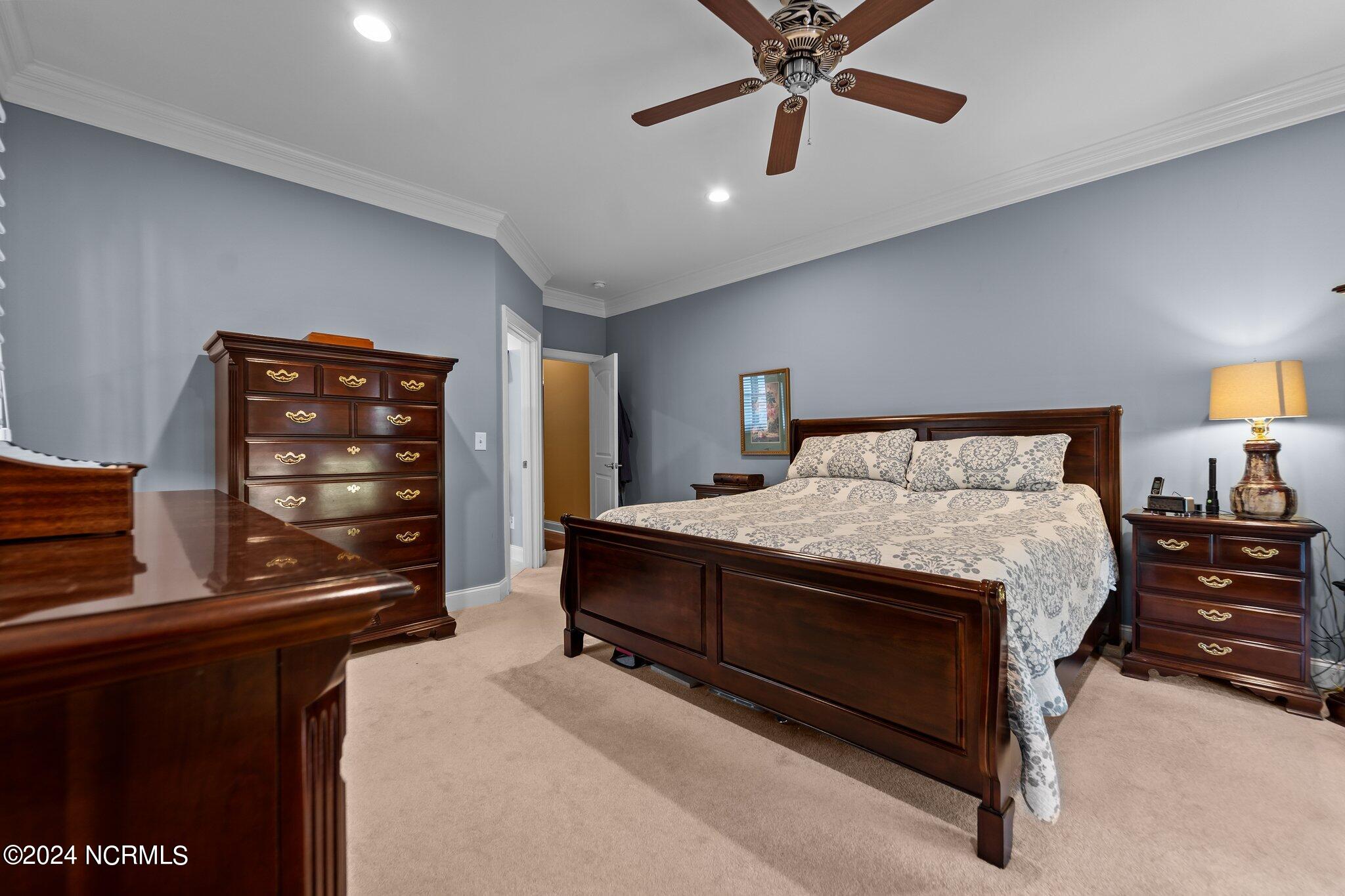 27 Deacon Palmer Place