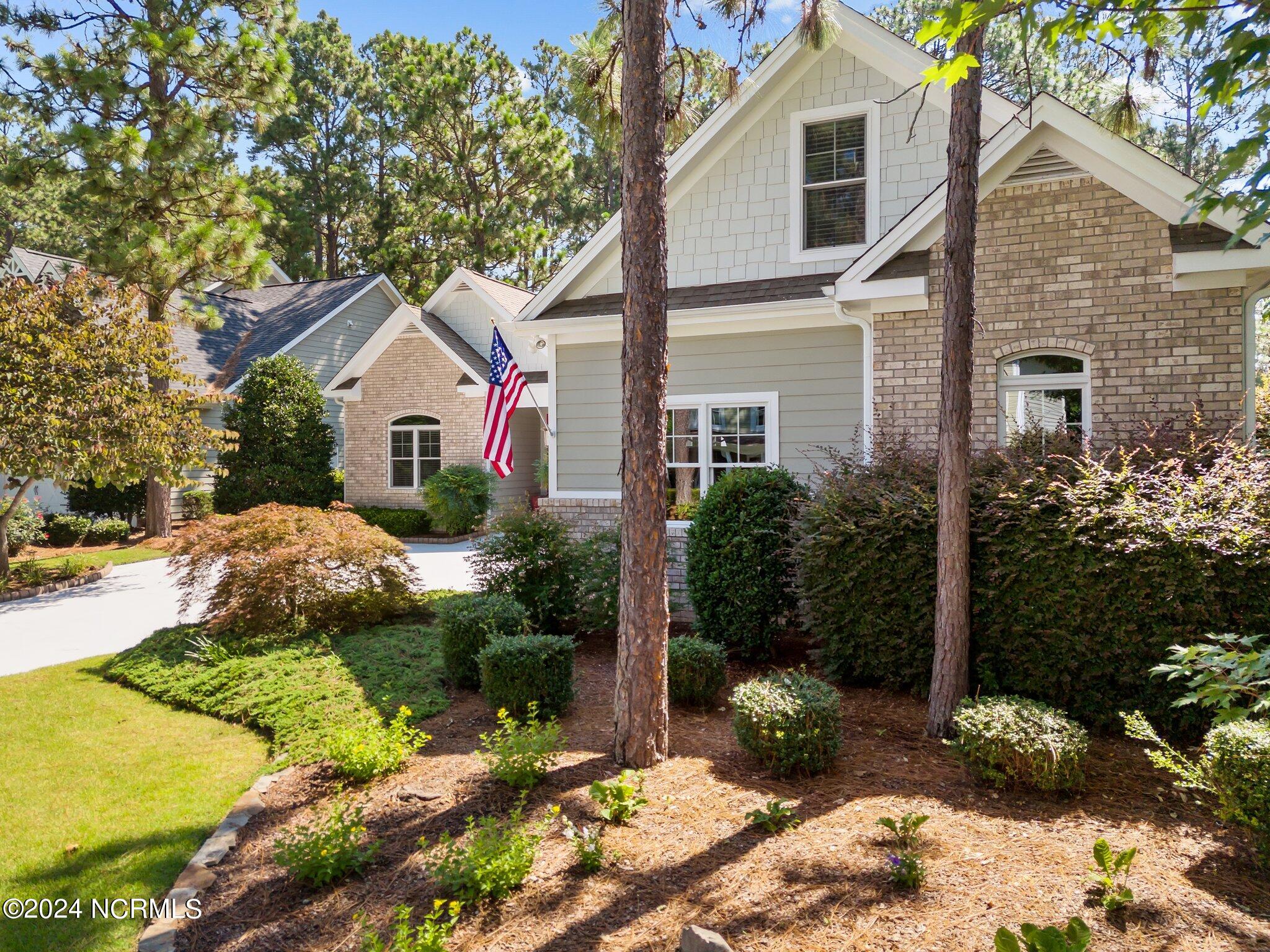 27 Deacon Palmer Place